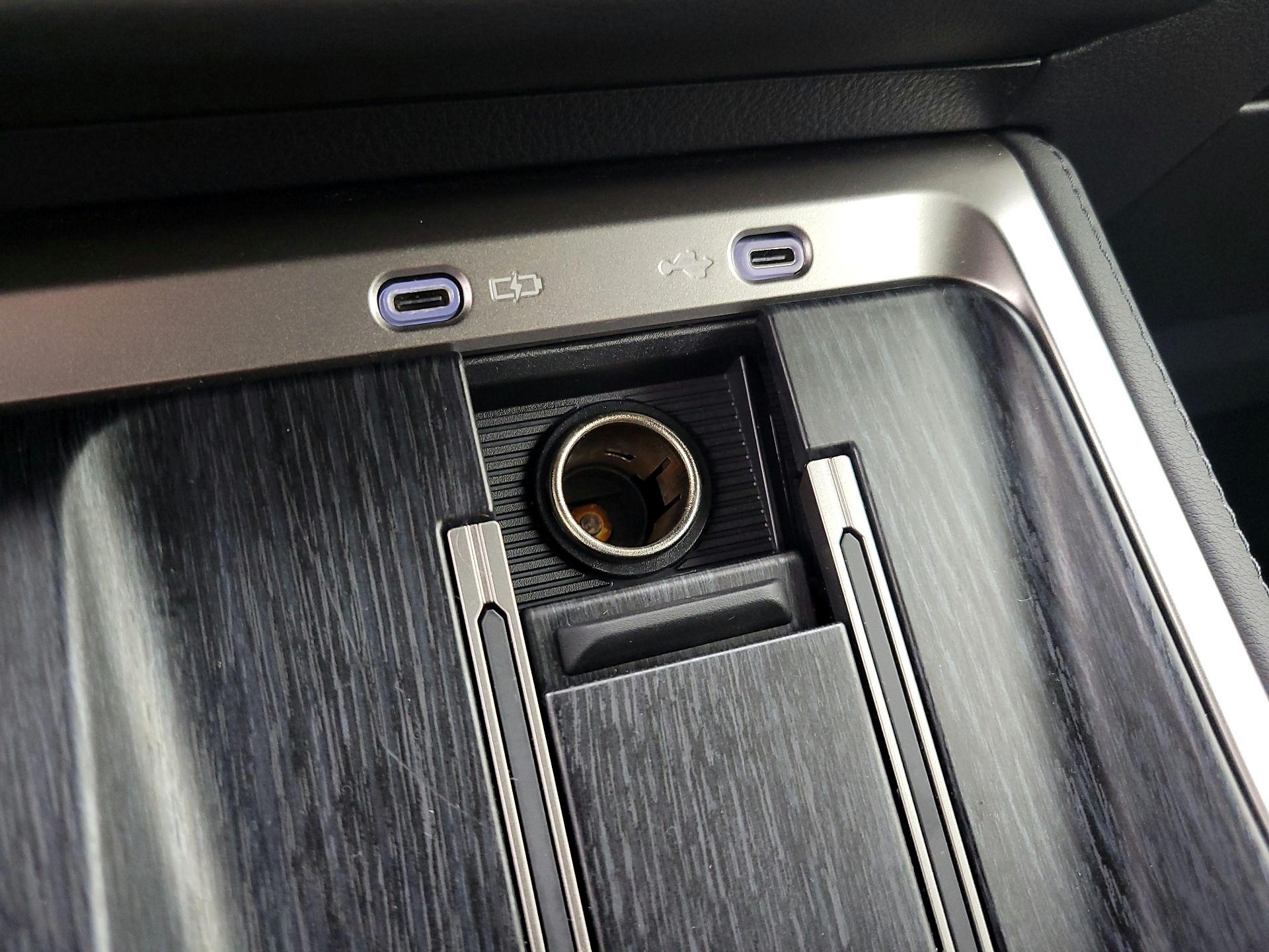 Thumbnail: 2025 Lexus GX - 18