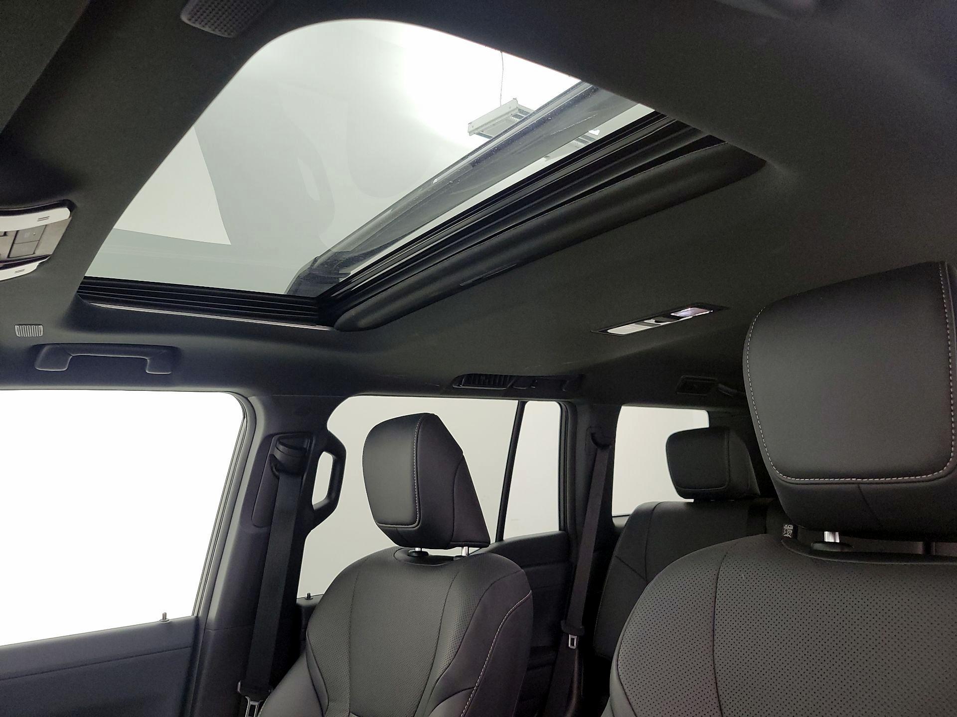 Thumbnail: 2025 Lexus GX - 19