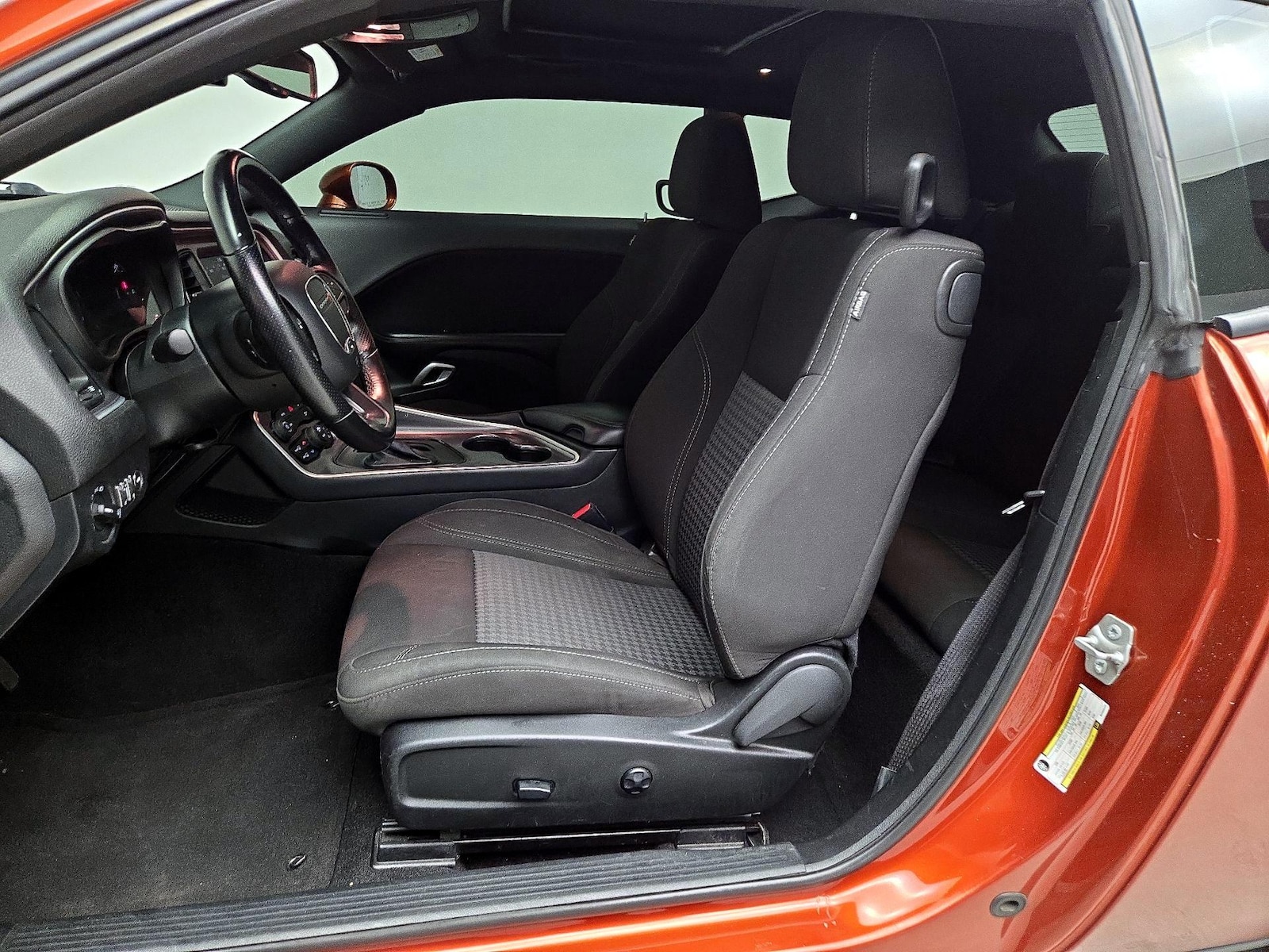 Power Seat(s) & Side Airbags