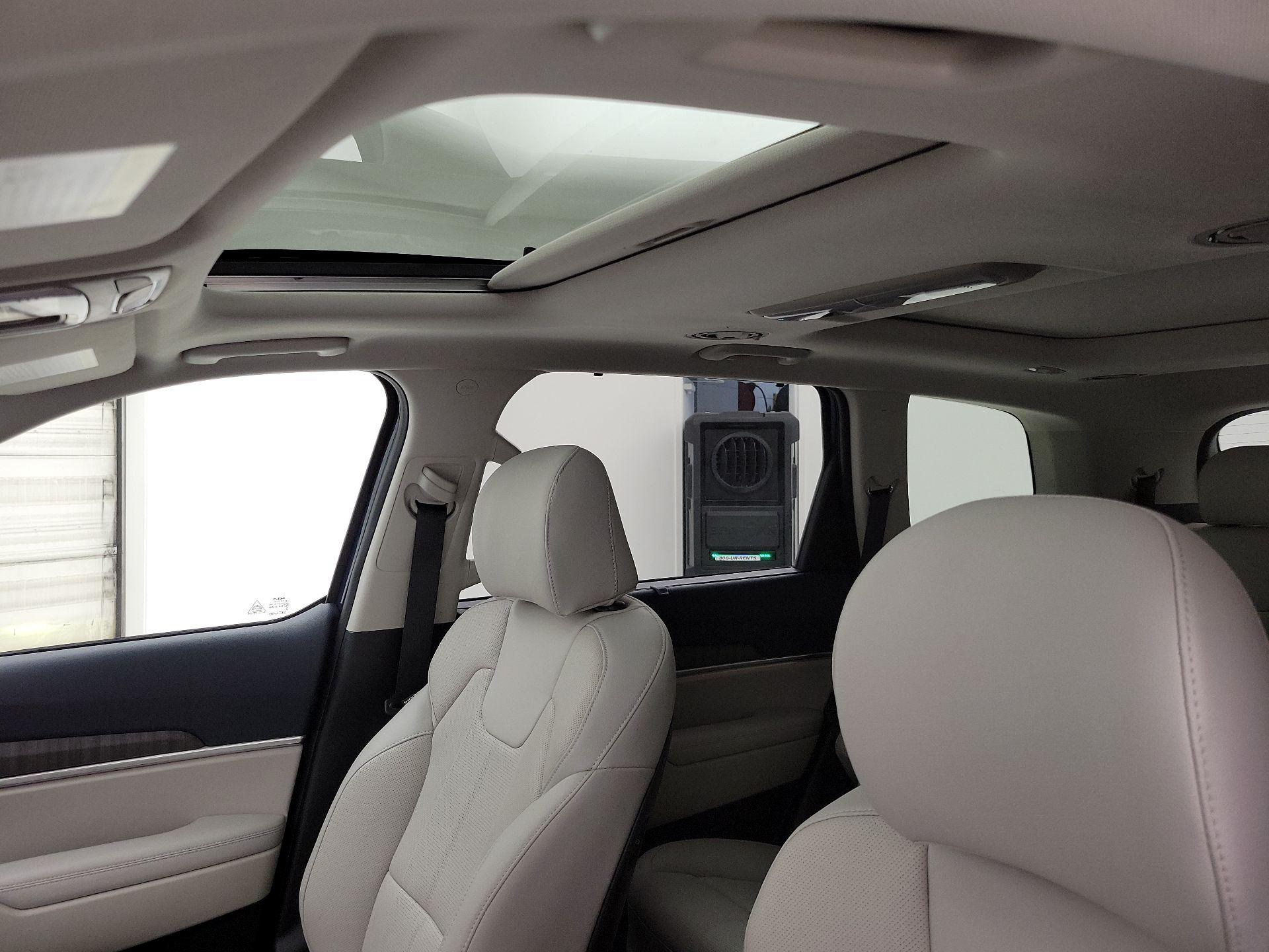 Thumbnail: 2025 Kia Telluride - 19