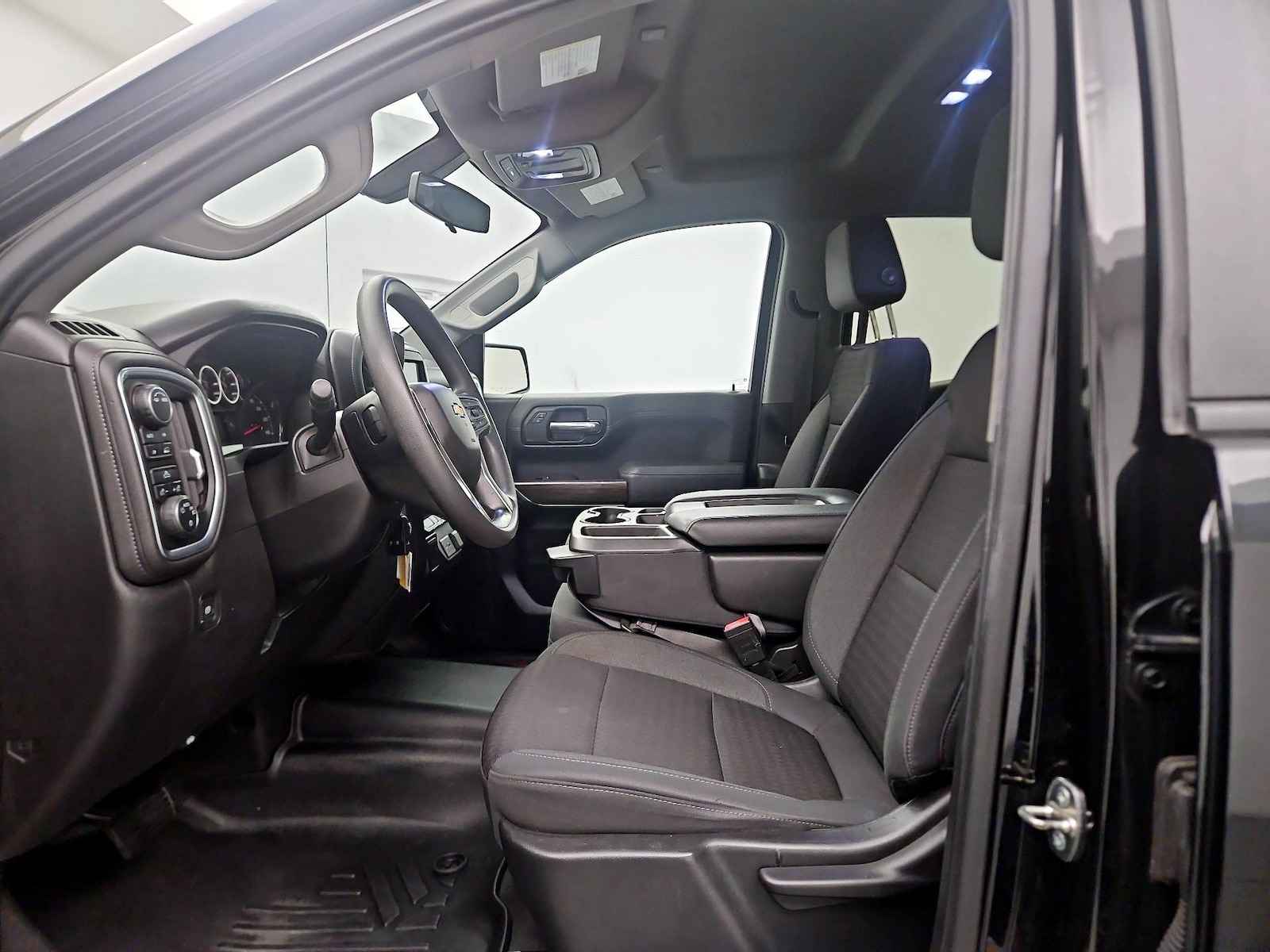 2020 Chevrolet Silverado 1500 LT - Photo 12
