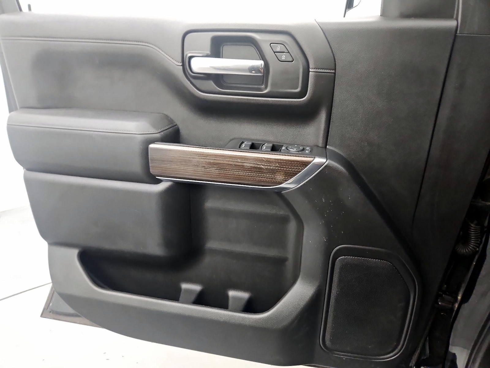 2020 Chevrolet Silverado 1500 LT - Photo 13