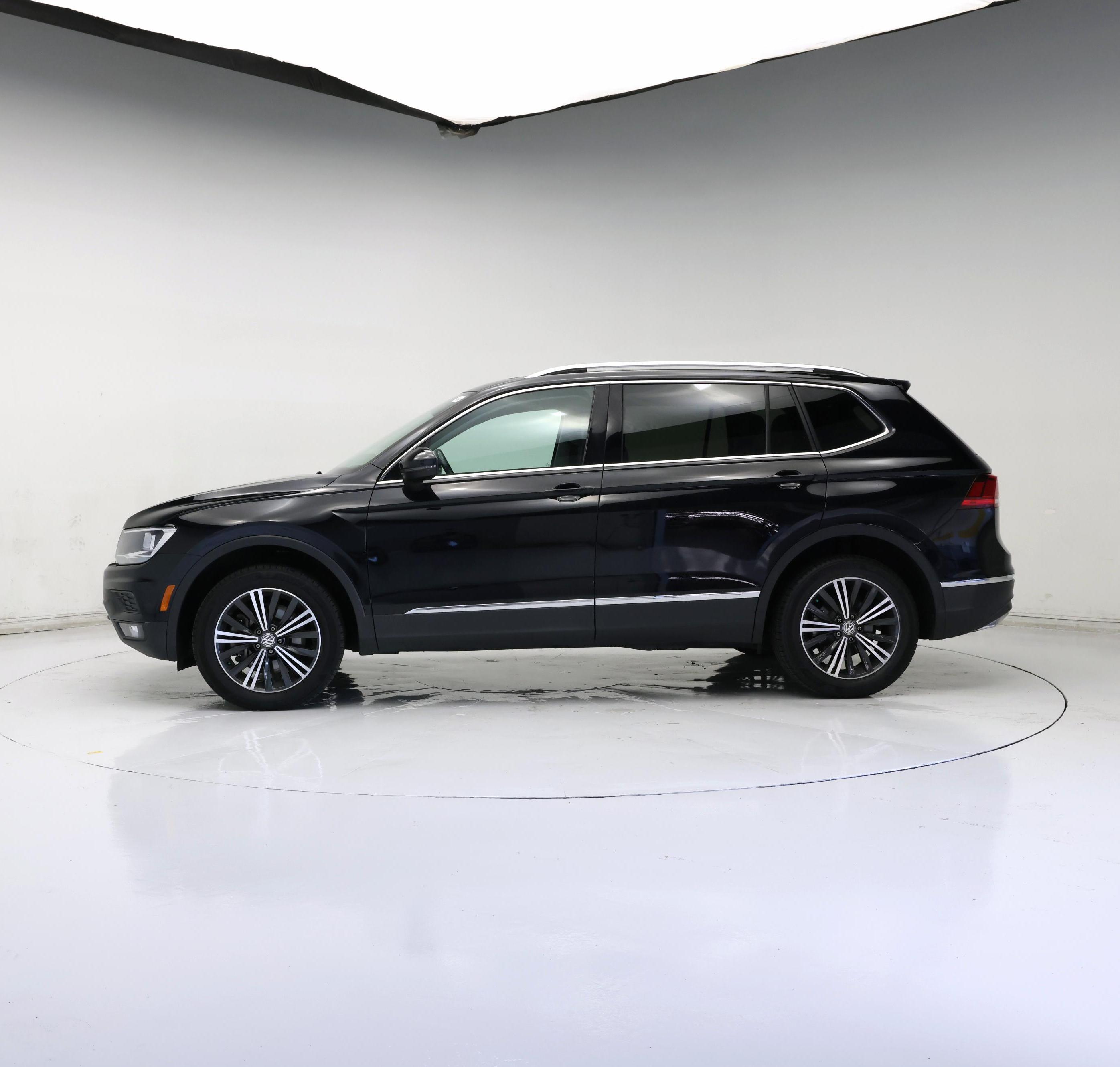 Thumbnail: 2018 Volkswagen Tiguan - 3