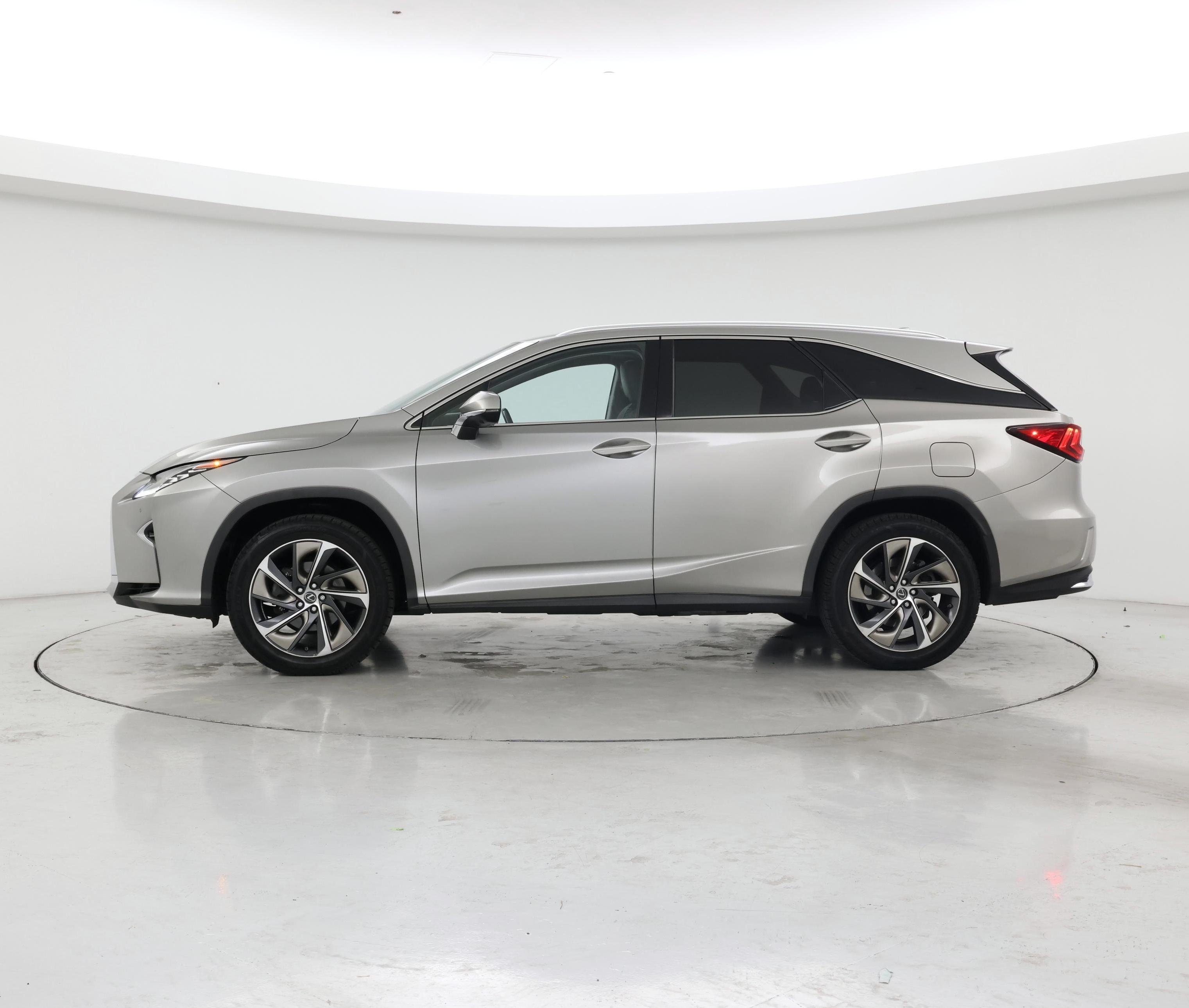 Thumbnail: 2018 Lexus RX - 3