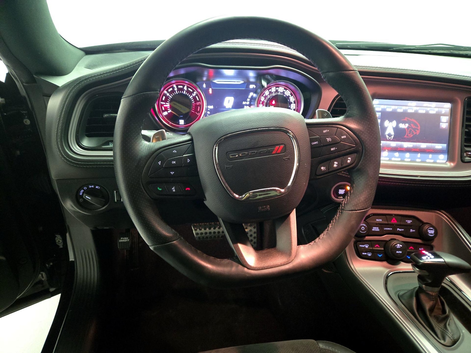 2023 Dodge Challenger R/T - Photo 9