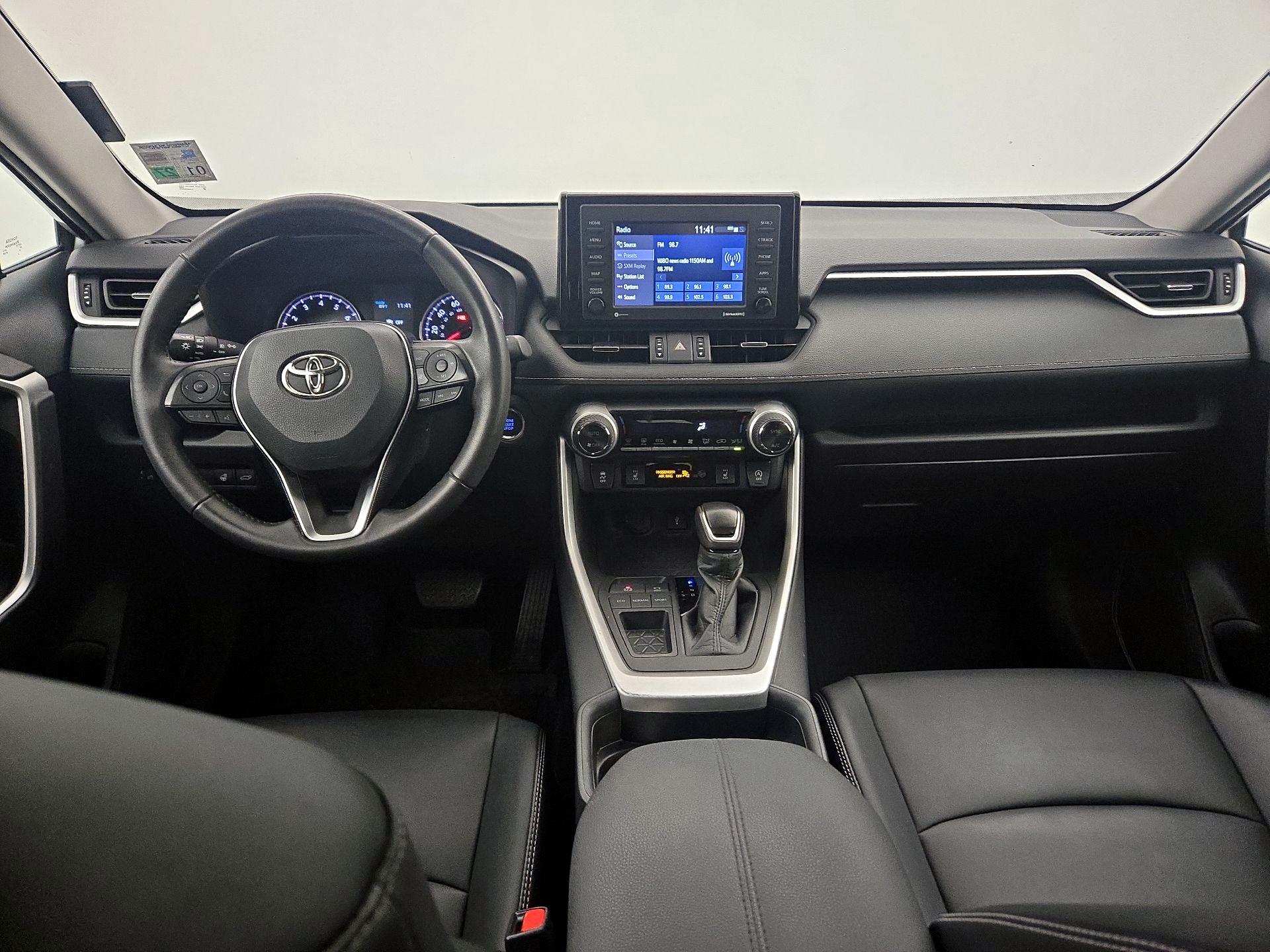 Thumbnail: 2021 Toyota RAV4 - 9