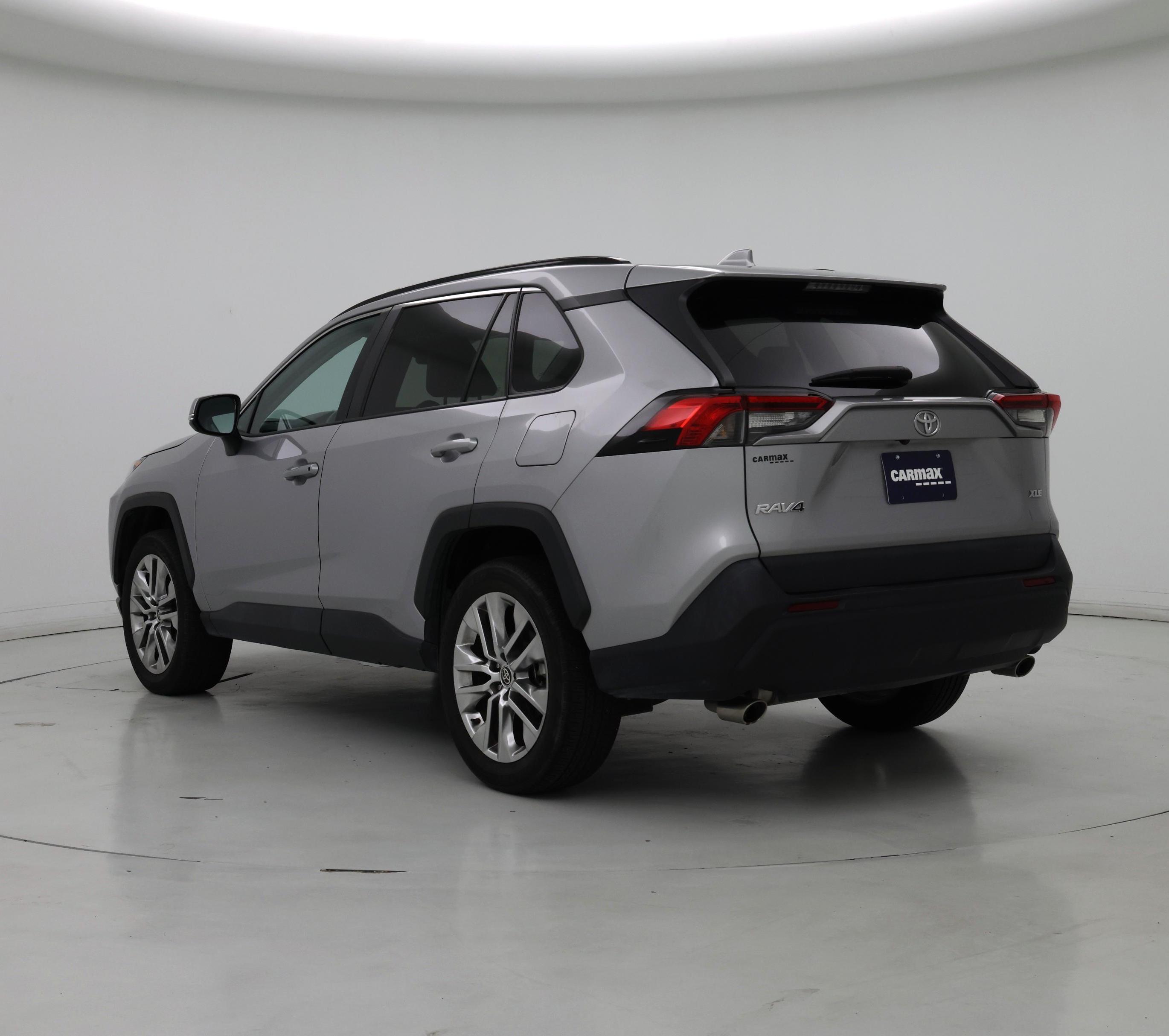 Thumbnail: 2021 Toyota RAV4 - 2