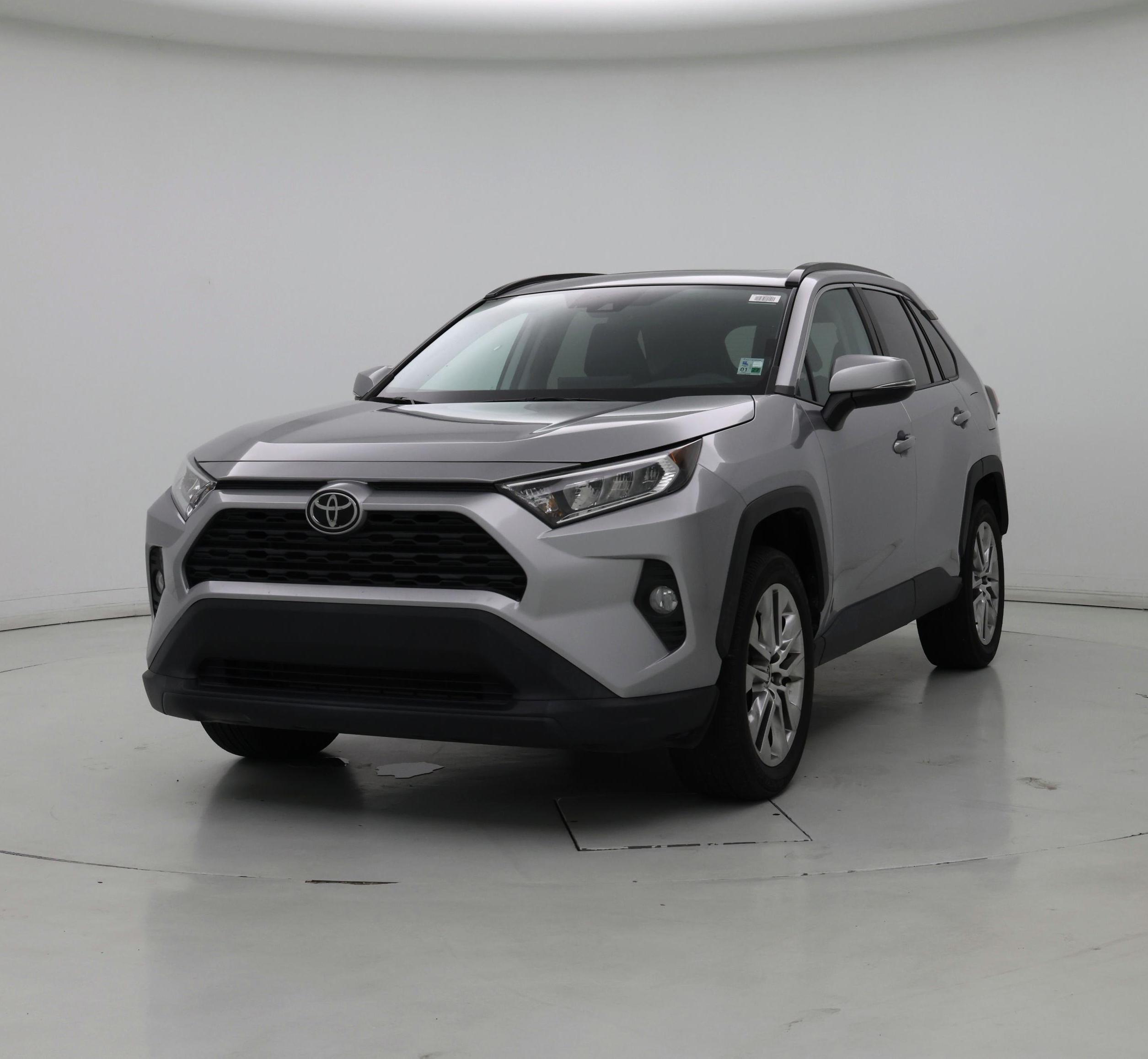 Thumbnail: 2021 Toyota RAV4 - 4