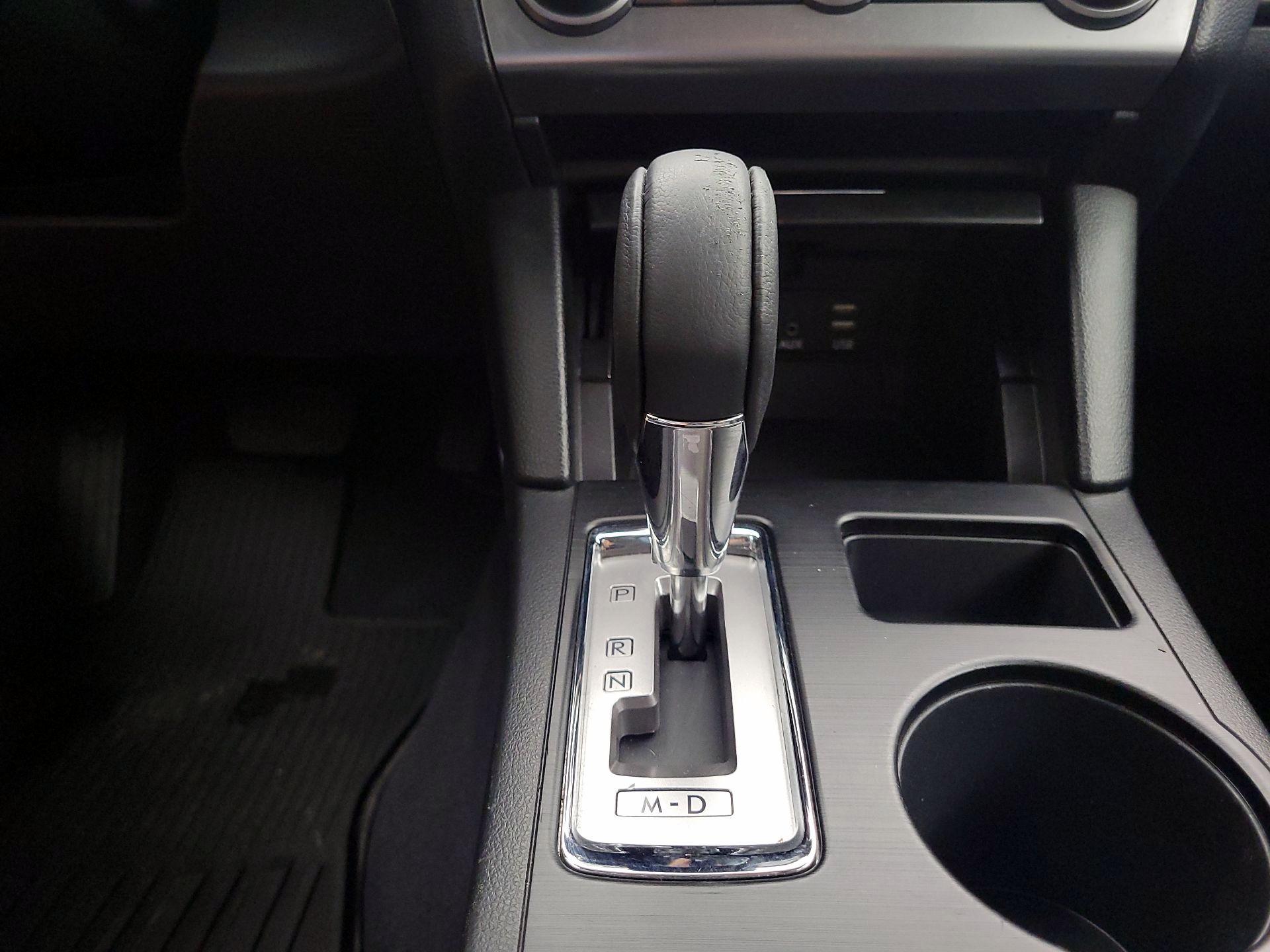 Thumbnail: 2016 Subaru Outback - 18