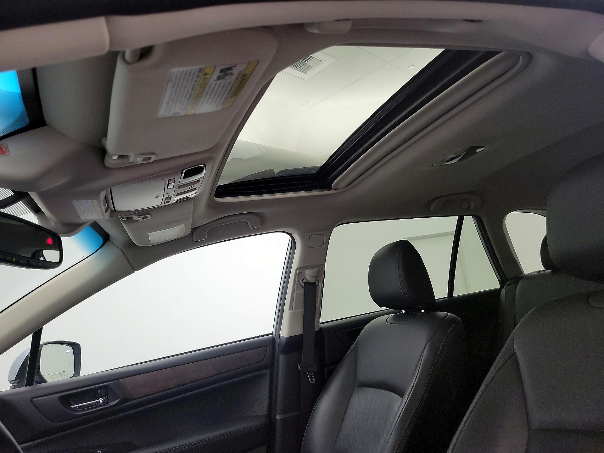 Thumbnail: 2016 Subaru Outback - 20