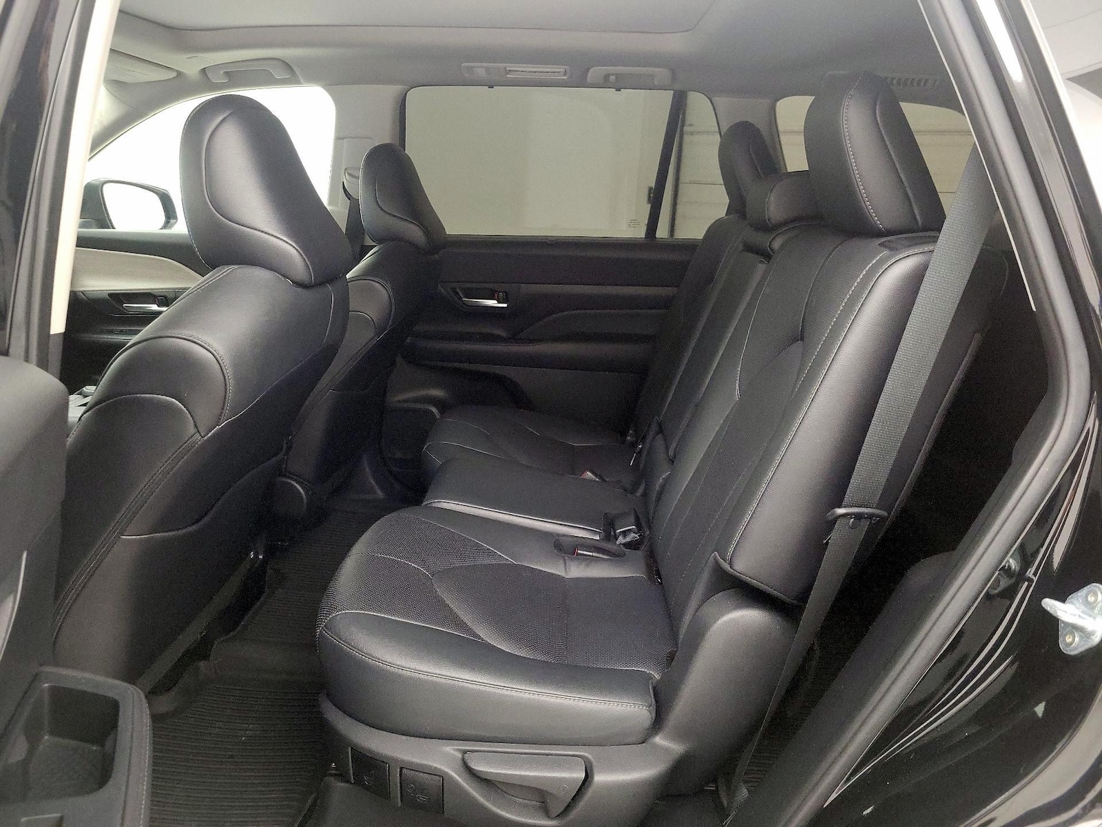 2024 Toyota Grand Highlander Limited - Photo 21