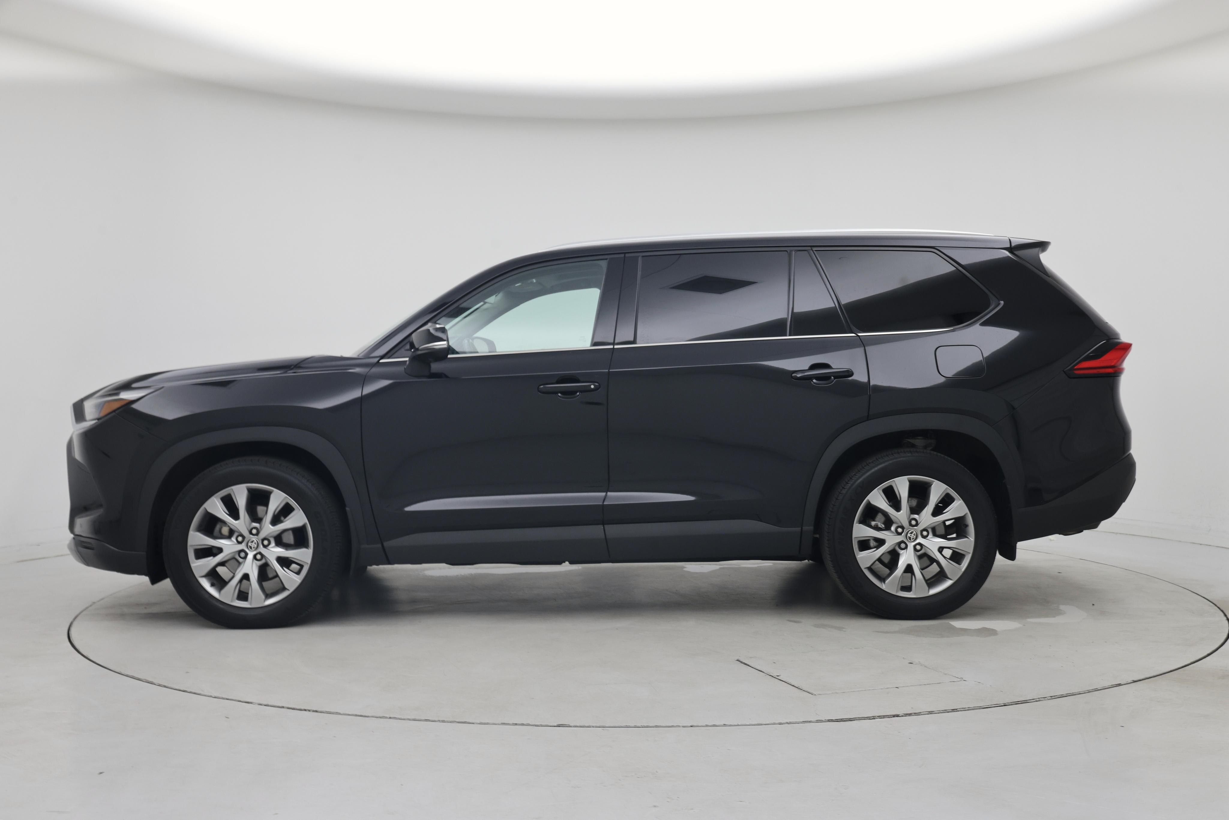 Thumbnail: 2024 Toyota Grand Highlander - 3