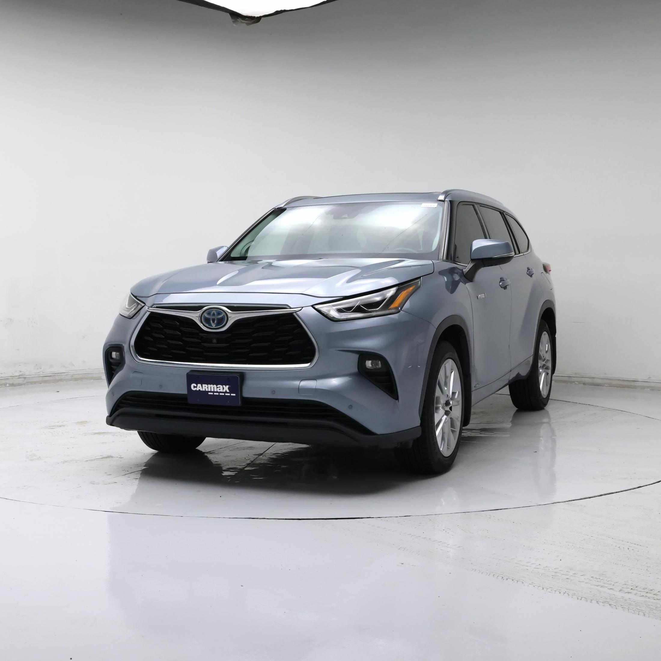 Thumbnail: 2021 Toyota Highlander - 4