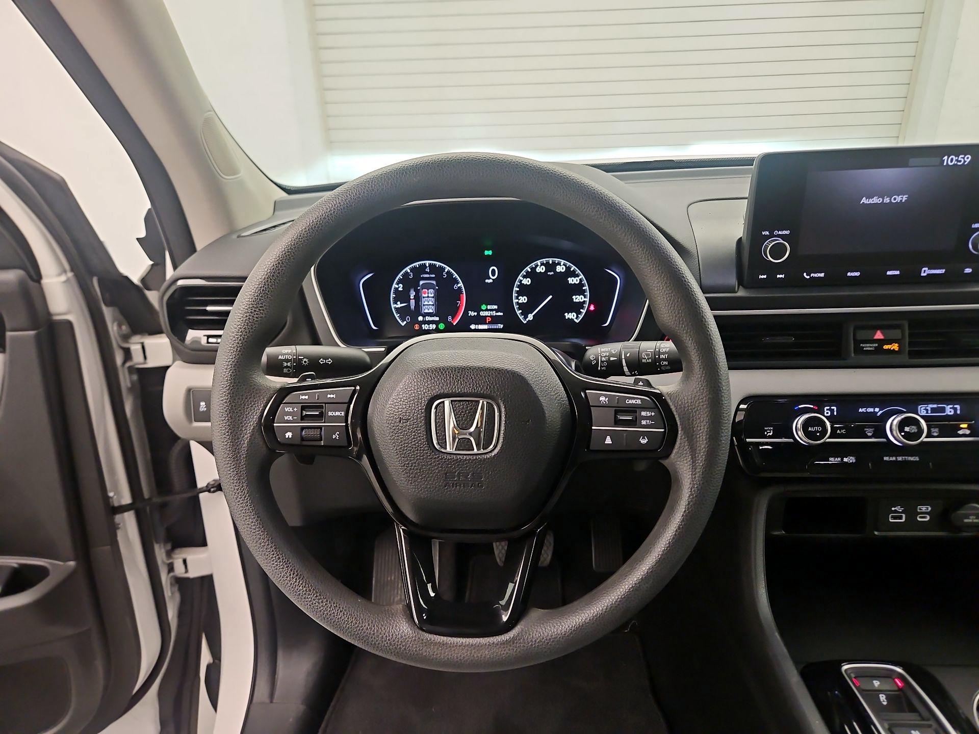 Thumbnail: 2023 Honda Pilot - 10
