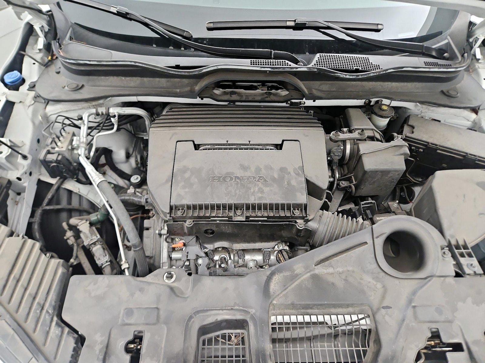 2023 Honda Pilot LX - Photo 23