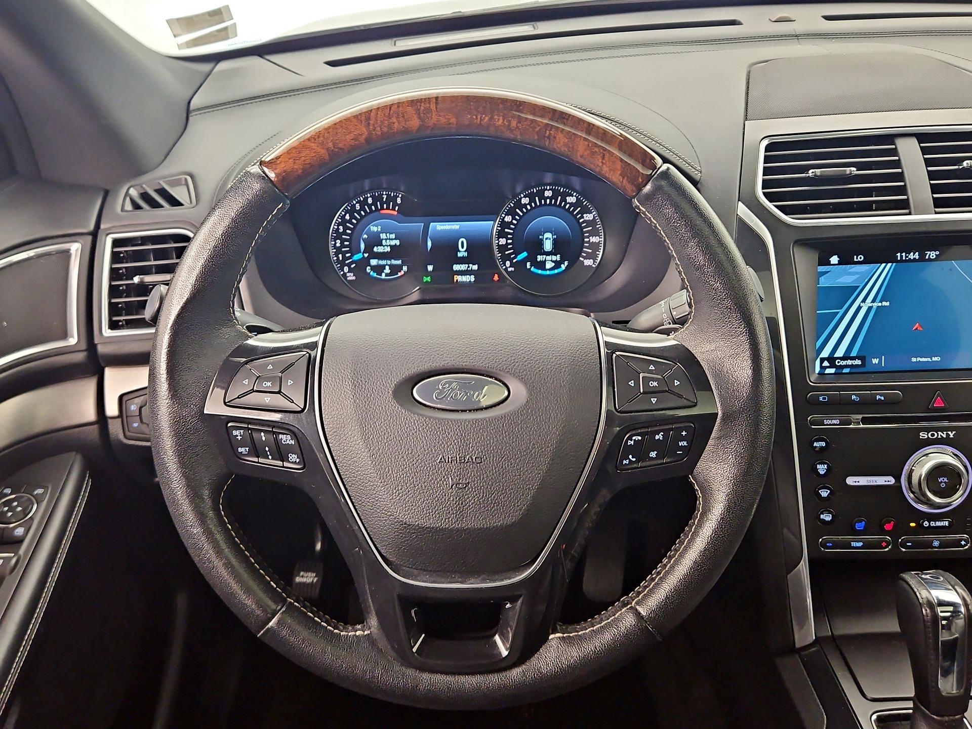 Thumbnail: 2017 Ford Explorer - 10