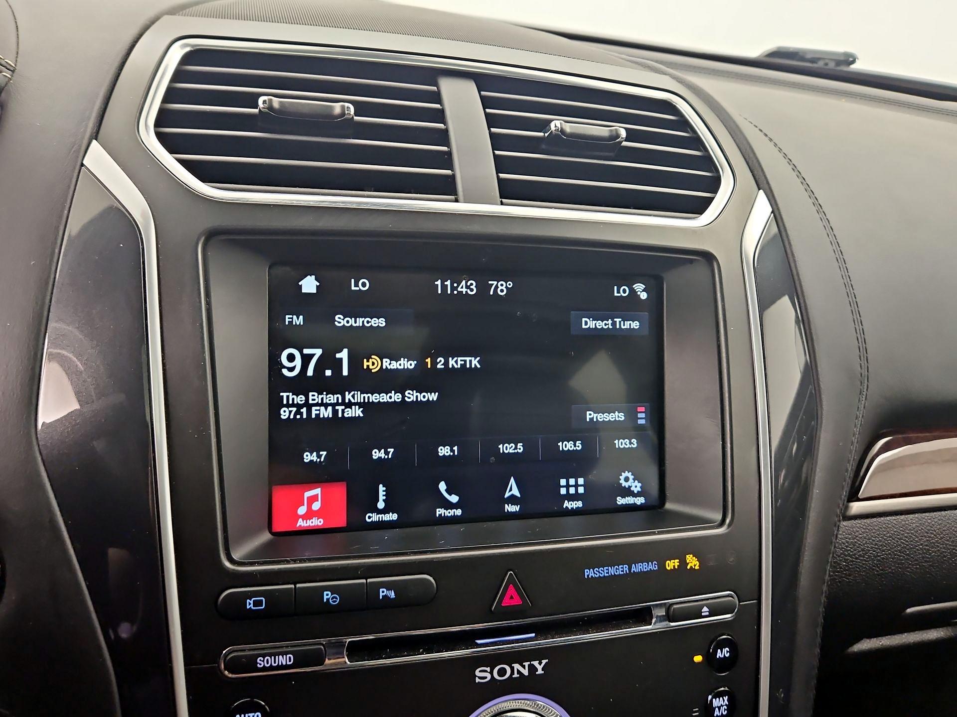 Thumbnail: 2017 Ford Explorer - 16