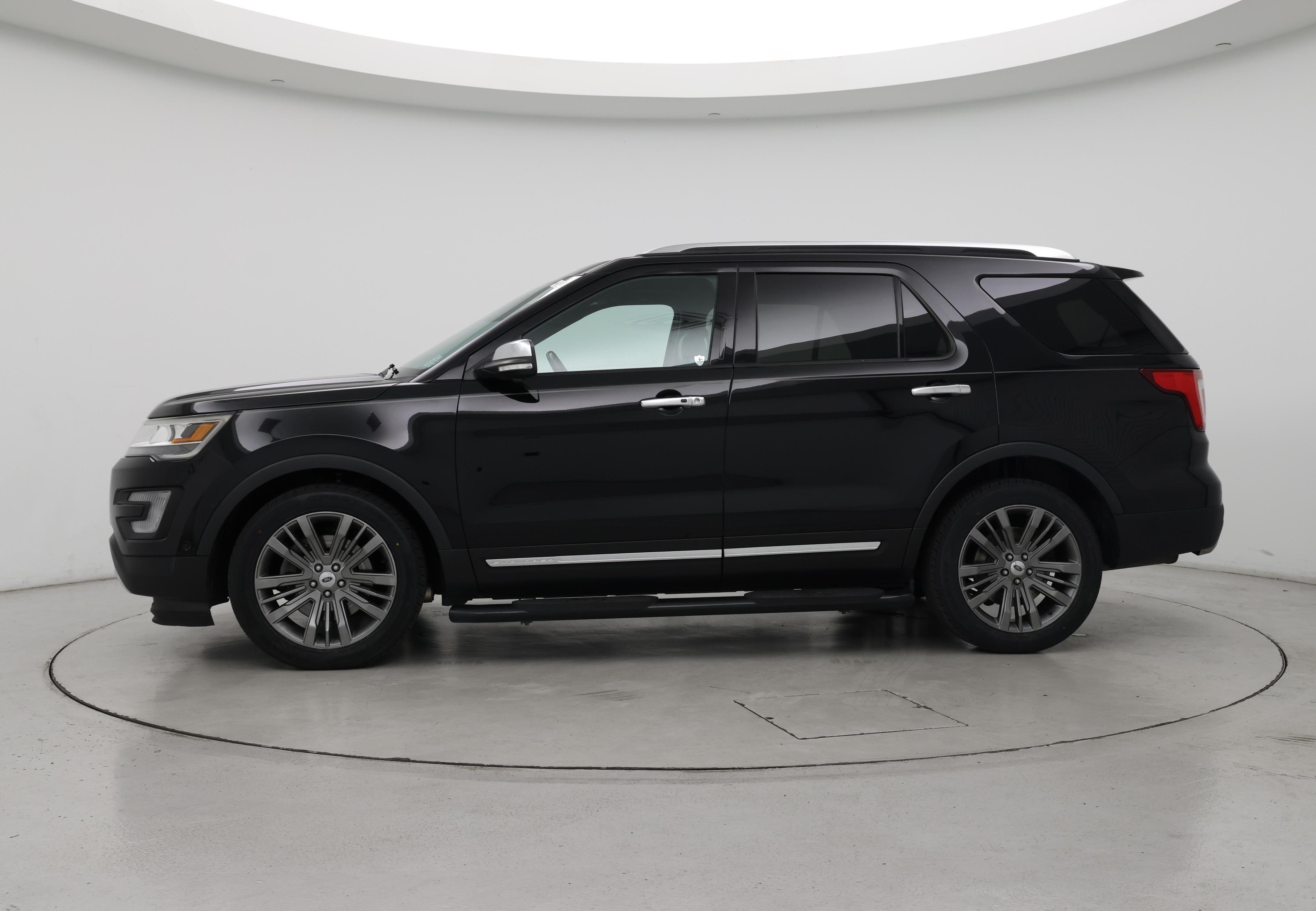 Thumbnail: 2017 Ford Explorer - 3