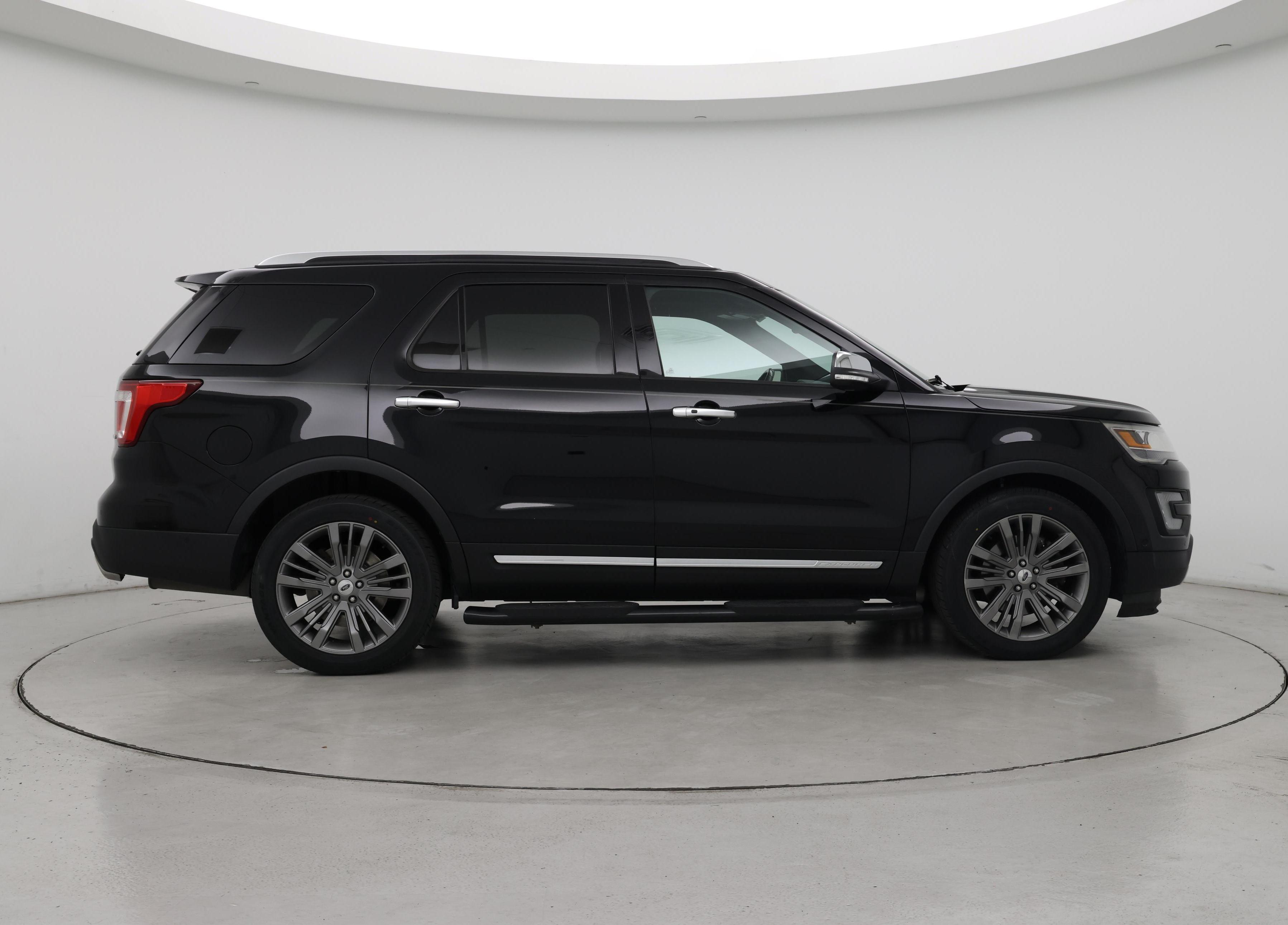 Thumbnail: 2017 Ford Explorer - 7