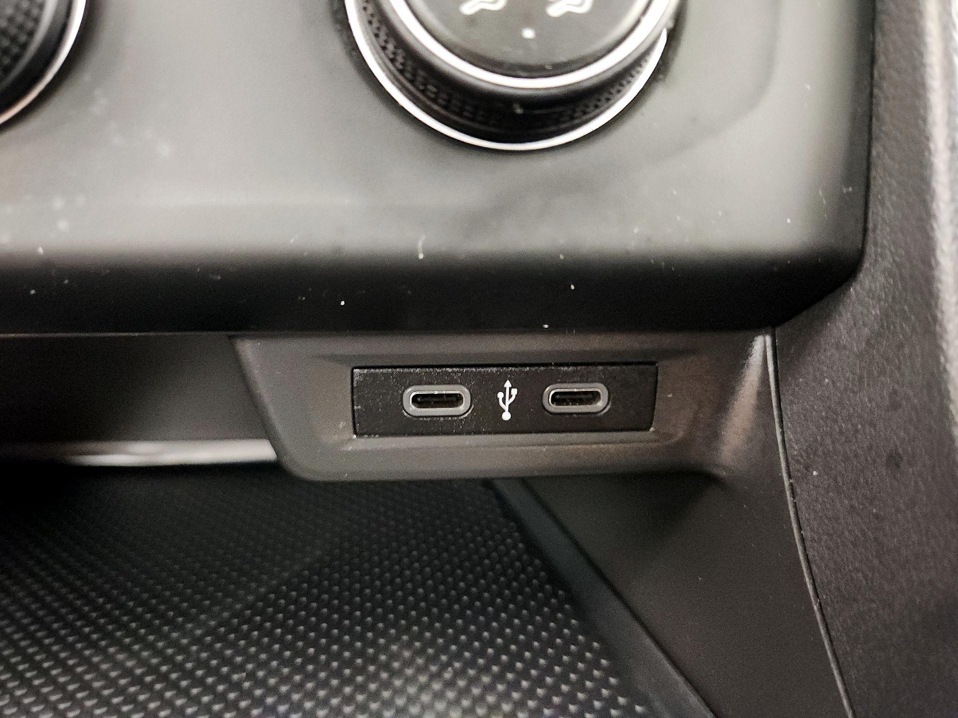 Thumbnail: 2020 Volkswagen Jetta - 18