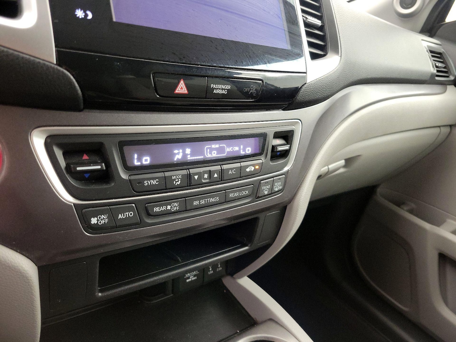 2016 Honda Pilot EX - Photo 17