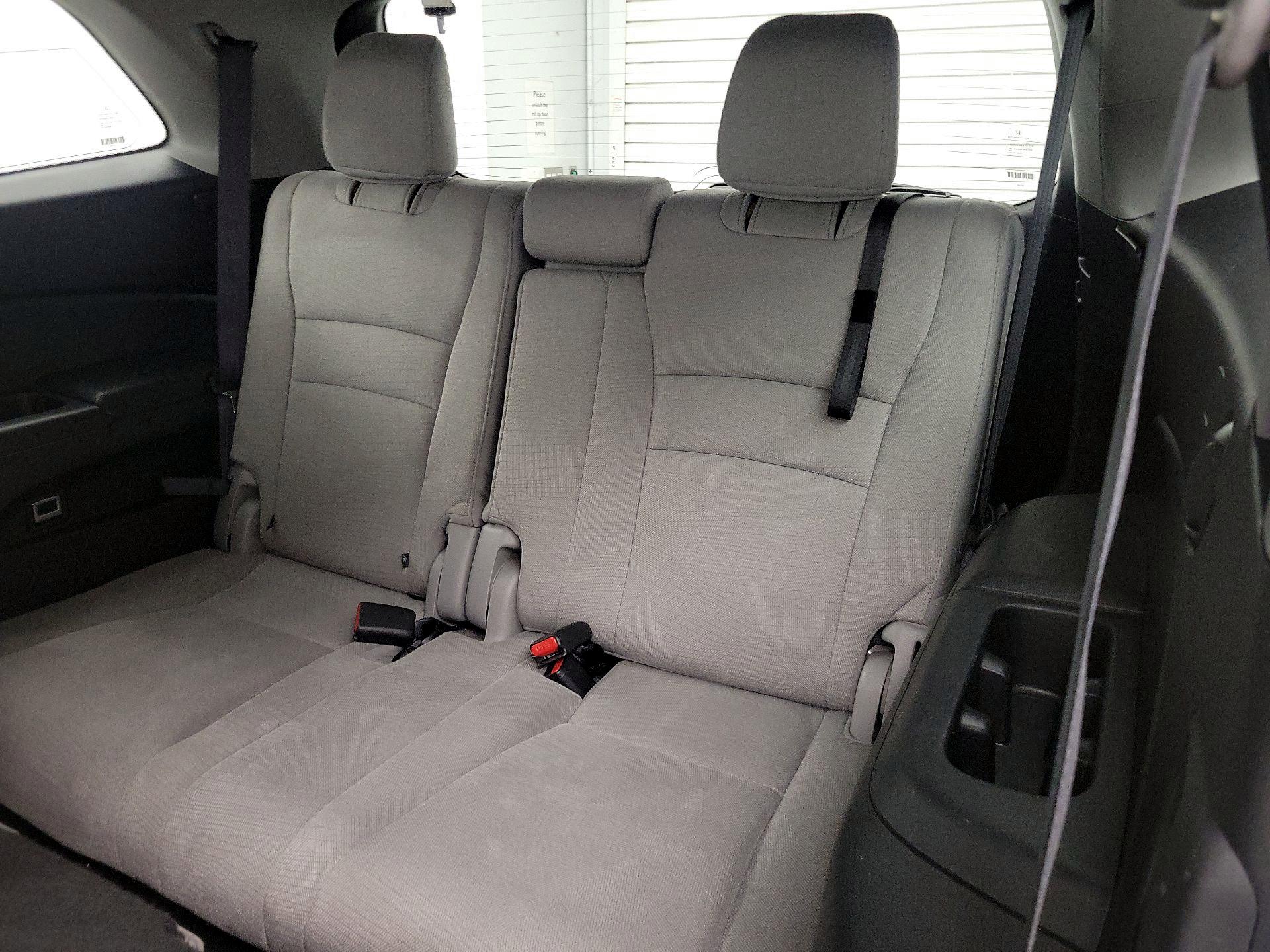 Thumbnail: 2016 Honda Pilot - 20