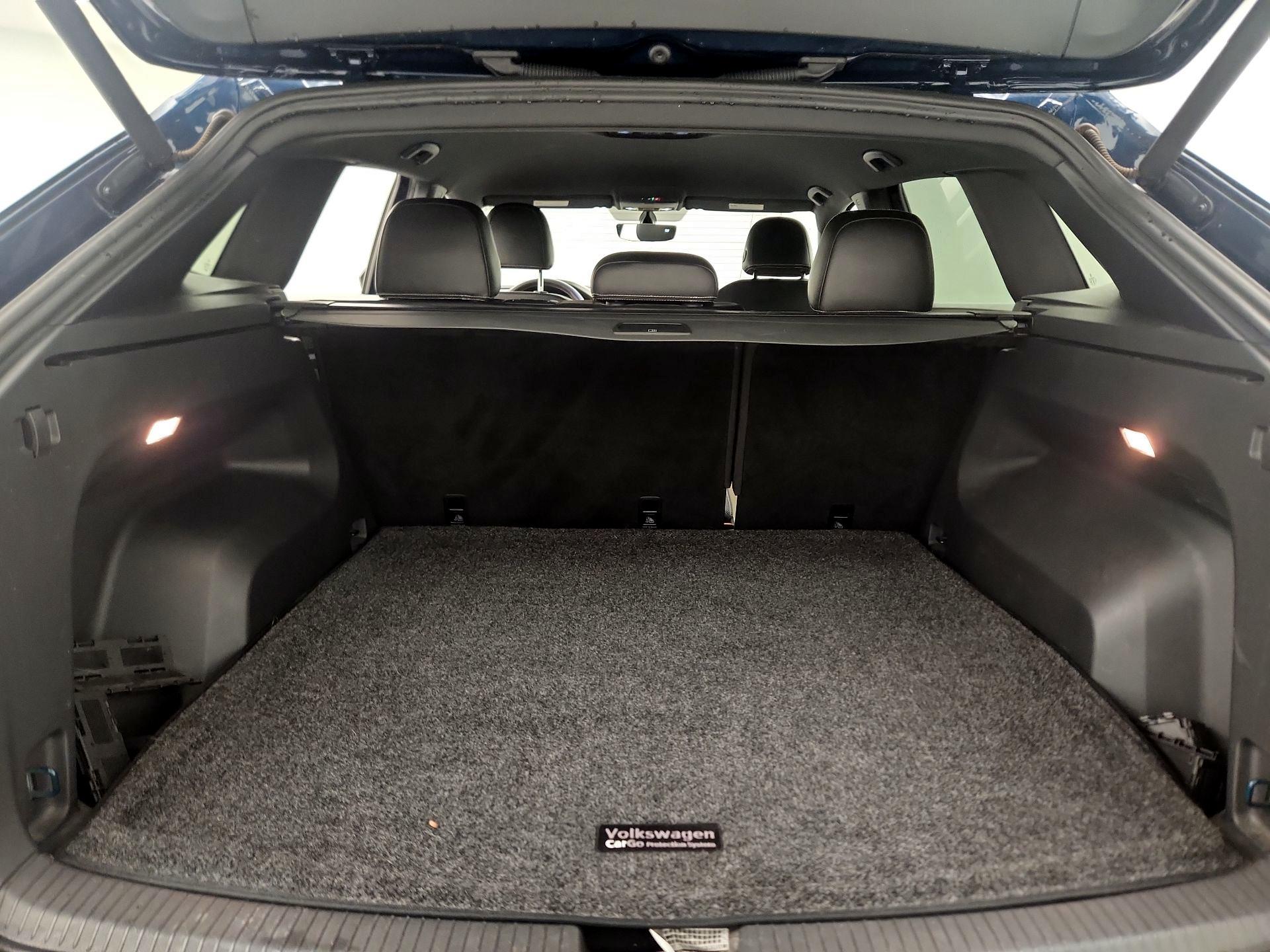 Thumbnail: 2021 Volkswagen Atlas - 20