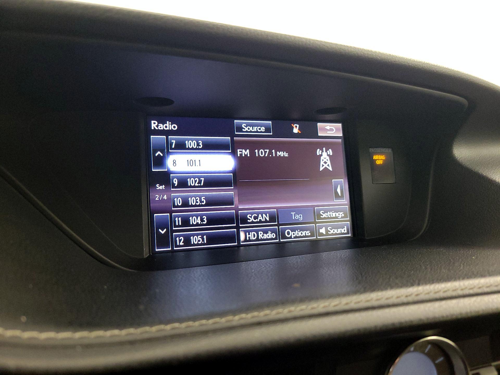 Thumbnail: 2015 Lexus ES - 16