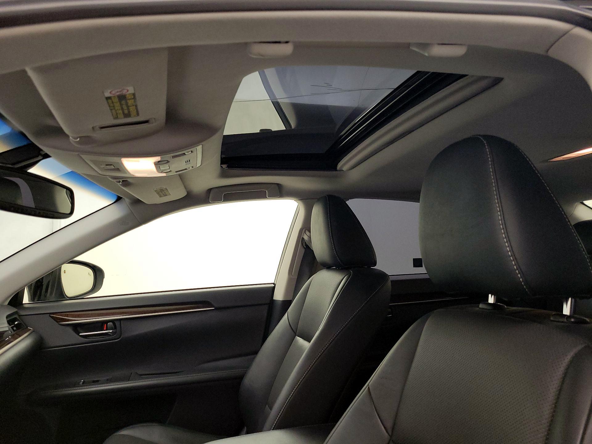 Thumbnail: 2015 Lexus ES - 20