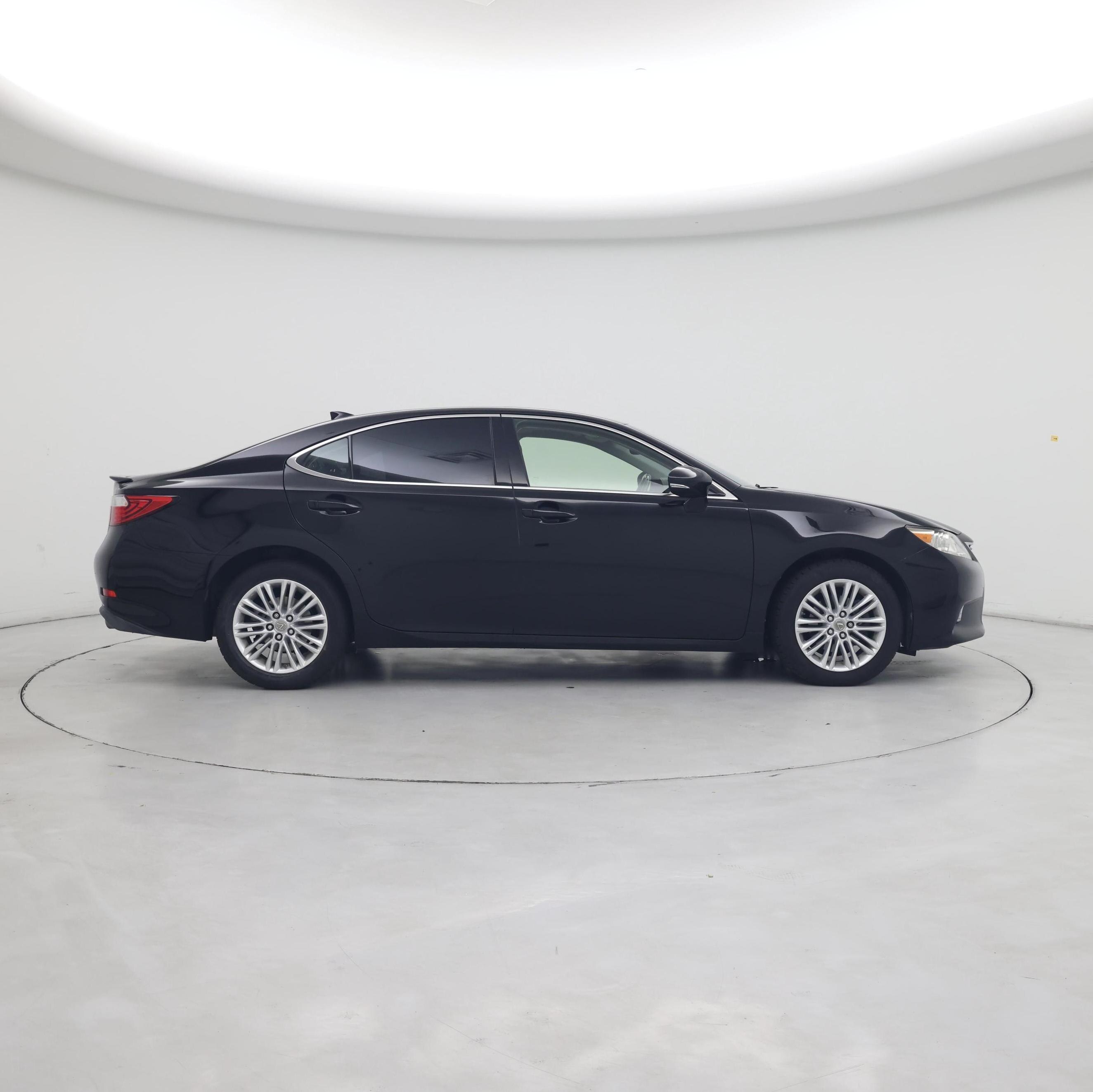 Thumbnail: 2015 Lexus ES - 7