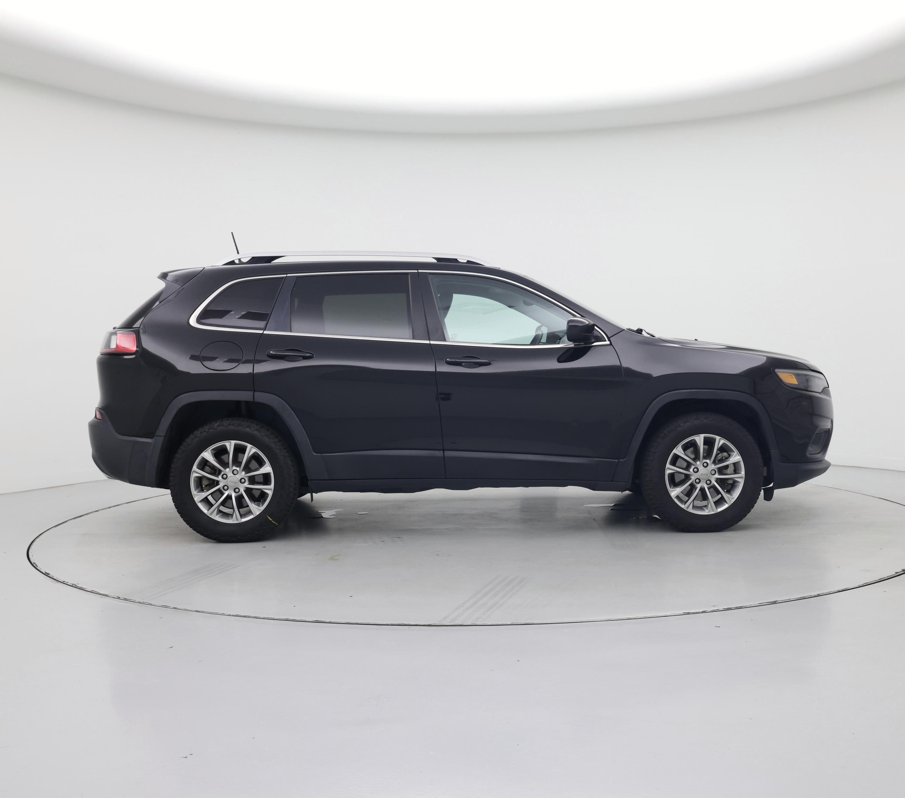 Thumbnail: 2019 Jeep Cherokee - 7