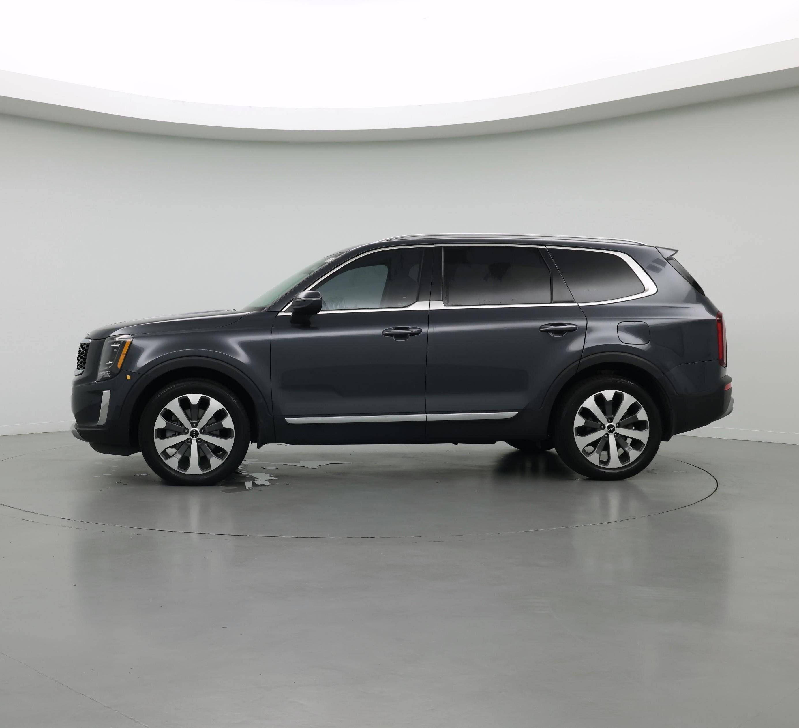 Thumbnail: 2022 Kia Telluride - 3
