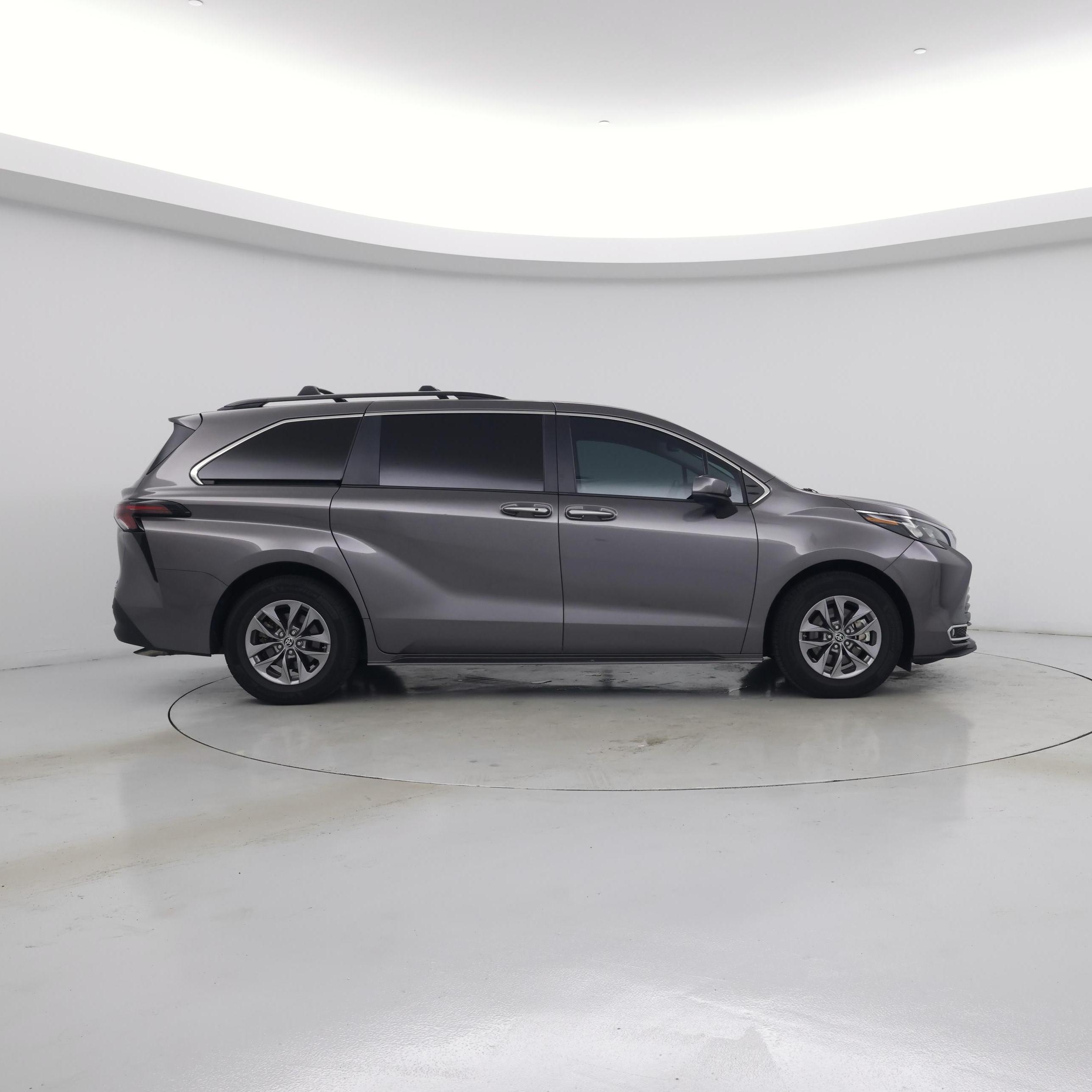 Thumbnail: 2024 Toyota Sienna - 7