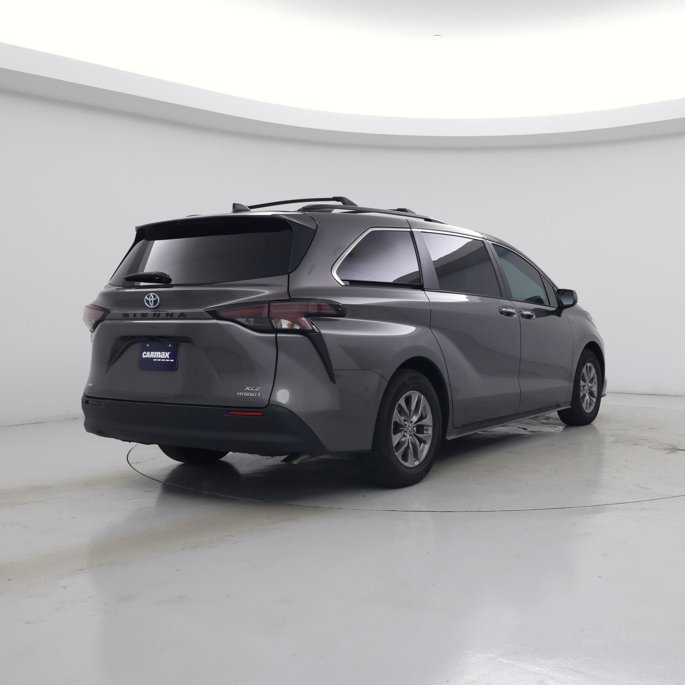 Thumbnail: 2024 Toyota Sienna - 8