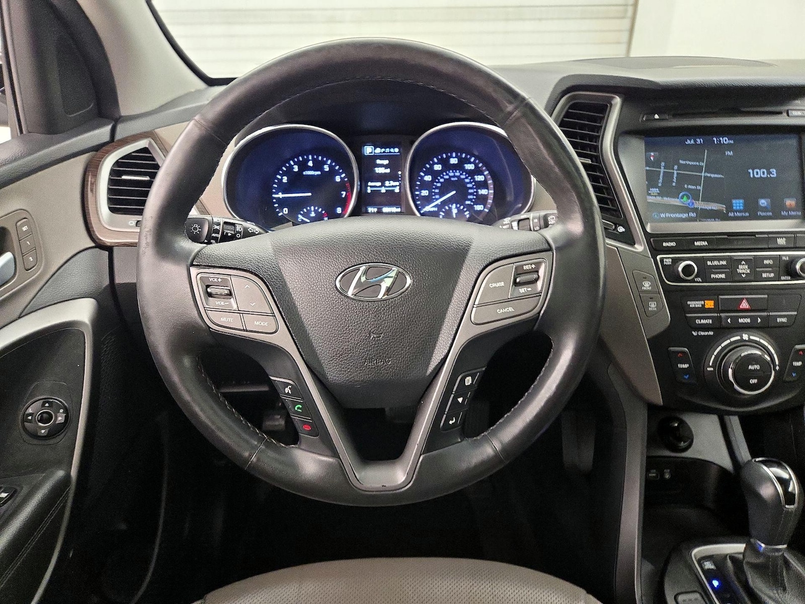 2017 Hyundai Santa Fe Sport 2.0T - Photo 11