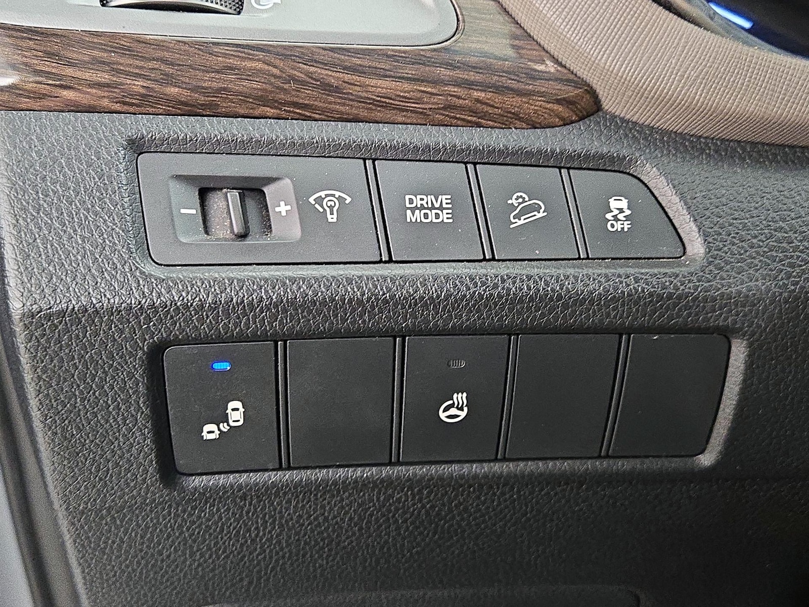 2017 Hyundai Santa Fe Sport 2.0T - Photo 14