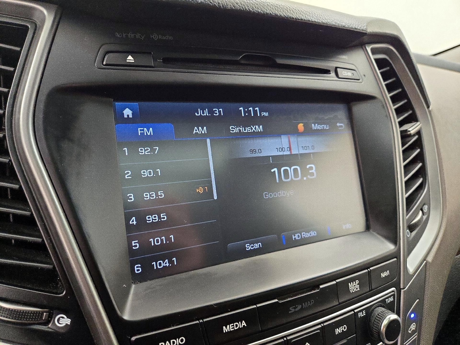 2017 Hyundai Santa Fe Sport 2.0T - Photo 17