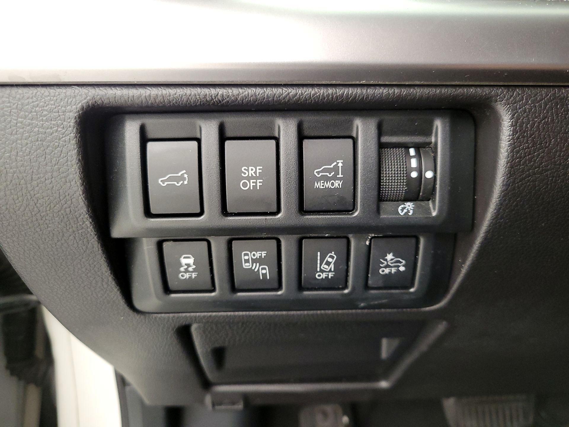 Thumbnail: 2016 Subaru Outback - 13