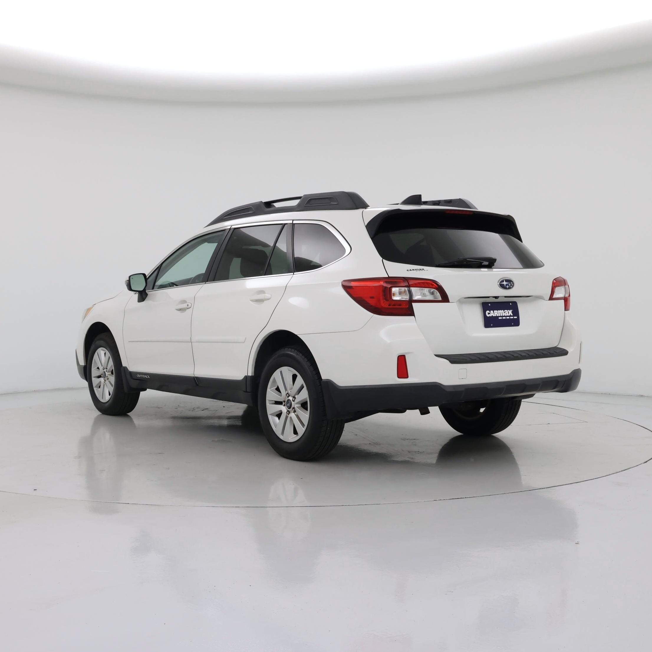 Thumbnail: 2016 Subaru Outback - 2