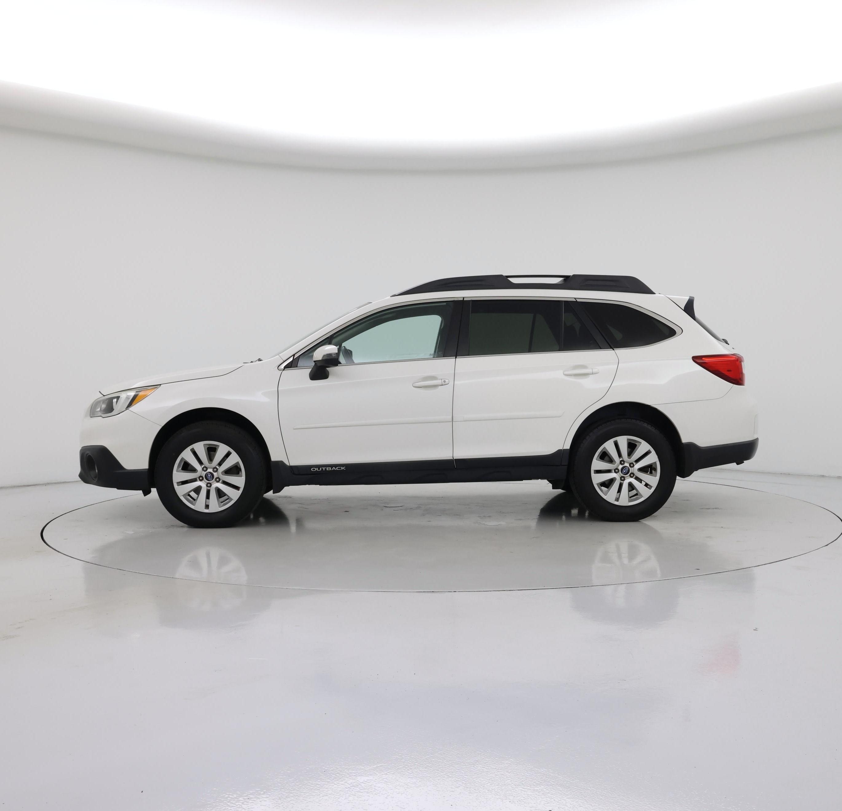 Thumbnail: 2016 Subaru Outback - 3
