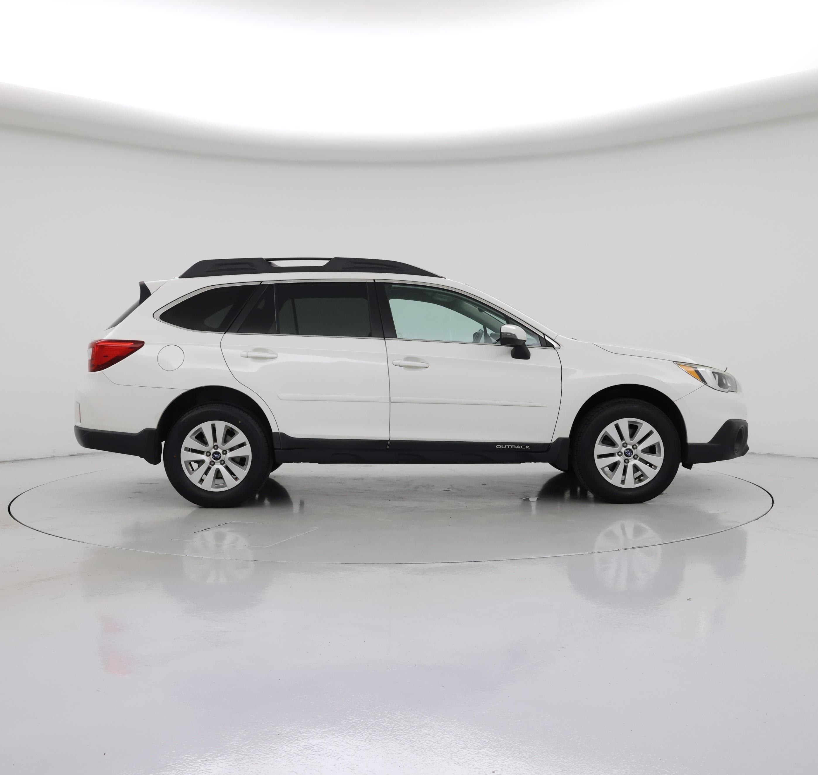 Thumbnail: 2016 Subaru Outback - 7