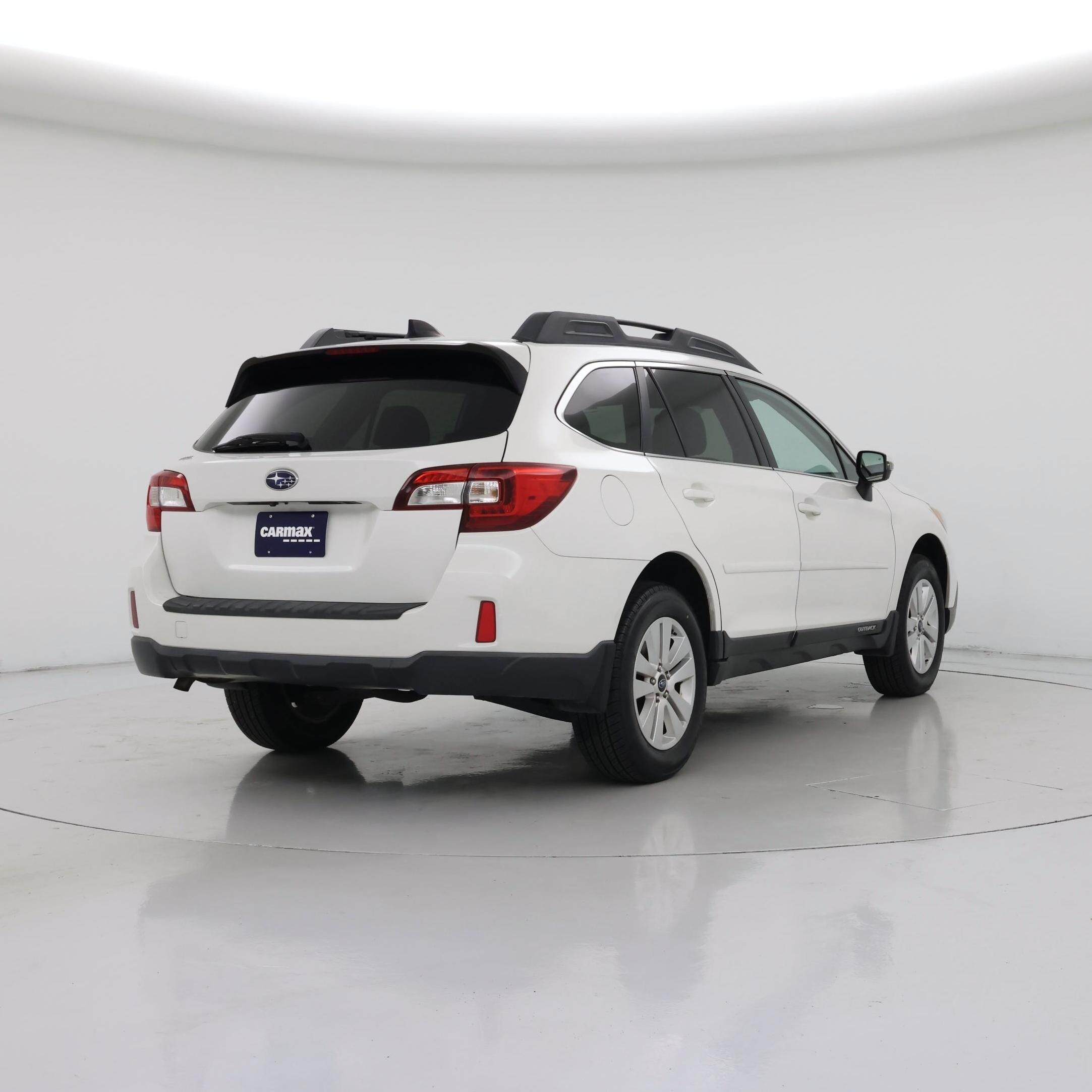 Thumbnail: 2016 Subaru Outback - 8