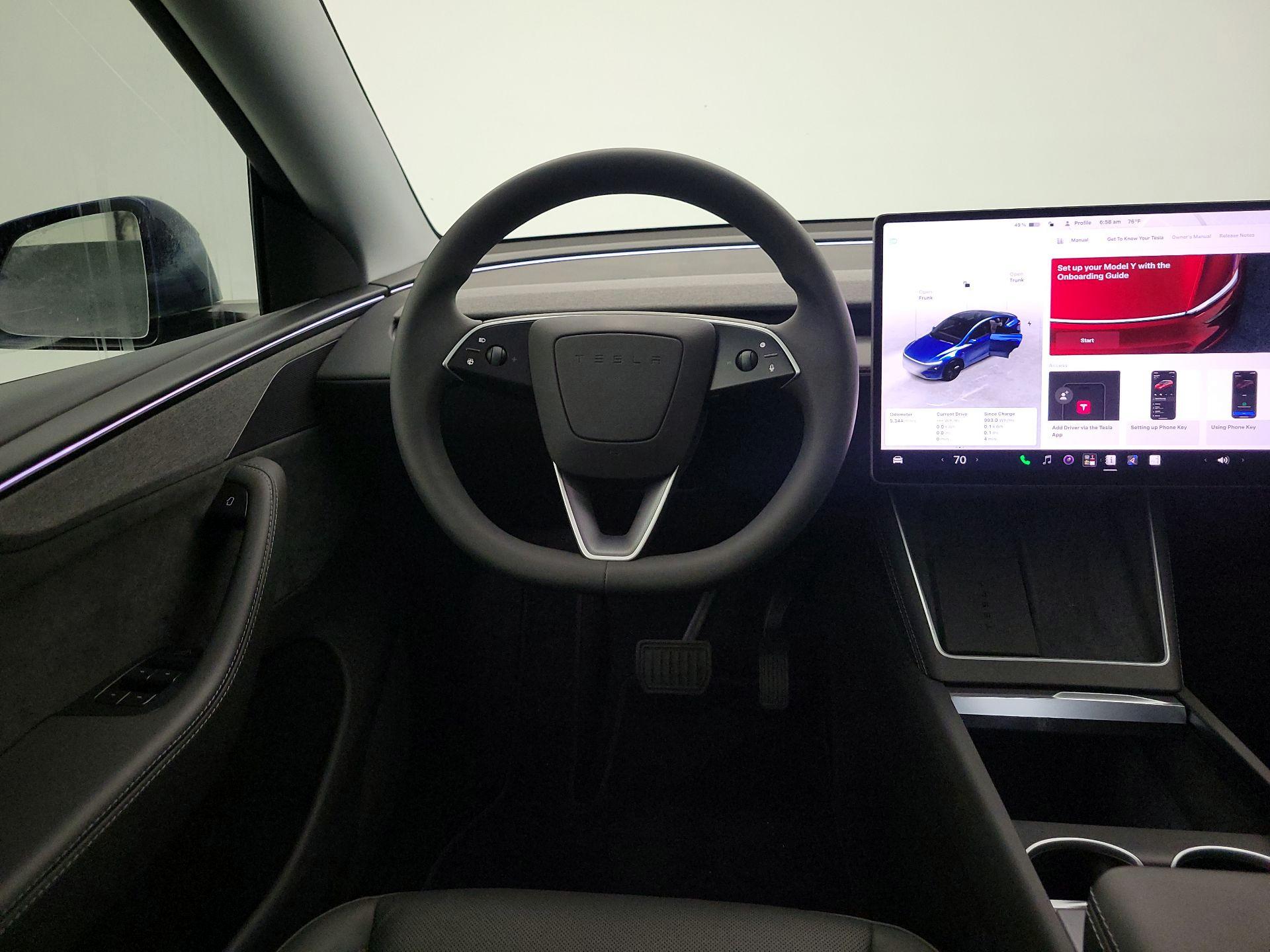Thumbnail: 2026 Tesla Model Y - 10