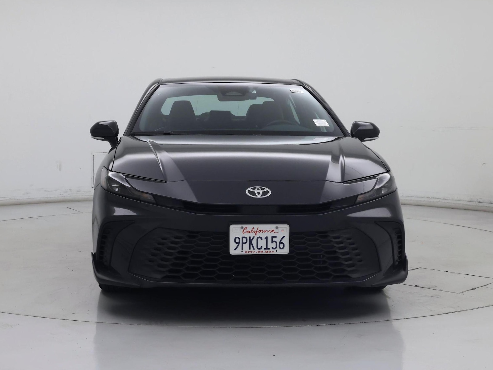 2025 Toyota Camry SE - Photo 6