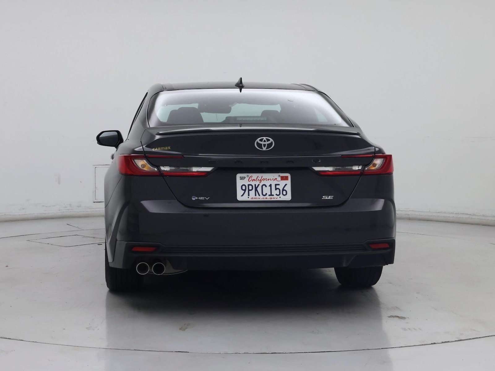 2025 Toyota Camry SE - Photo 7