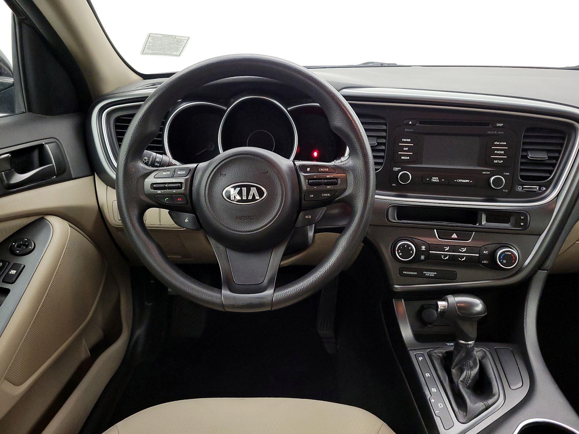 Thumbnail: 2015 Kia Optima - 10