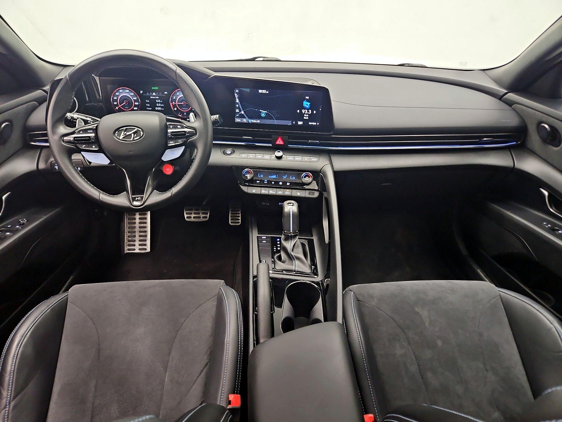 Thumbnail: 2022 Hyundai Elantra - 9