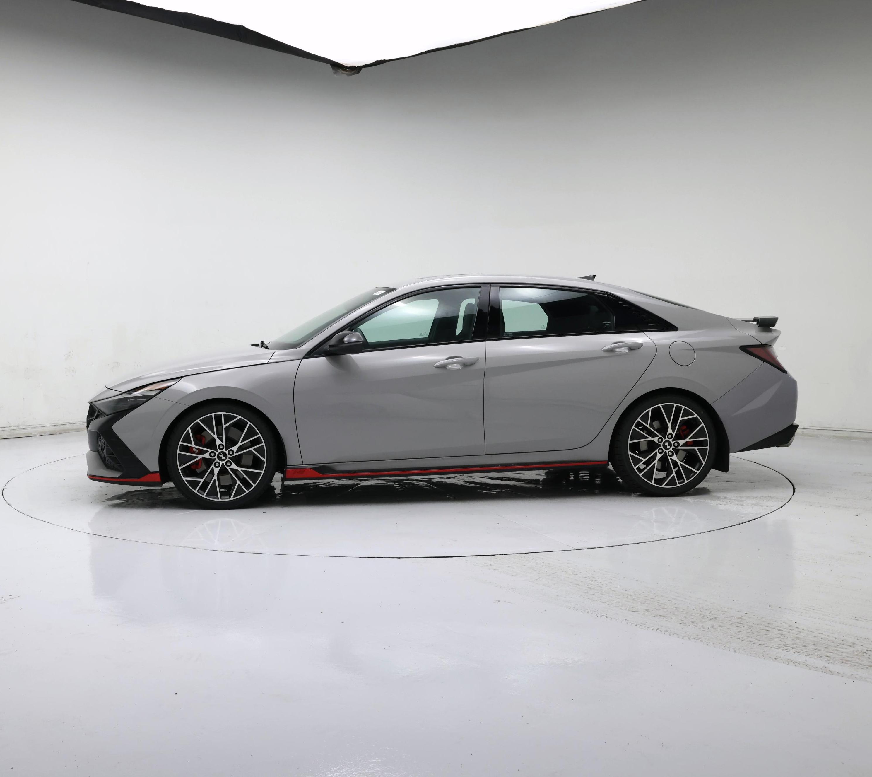 Thumbnail: 2022 Hyundai Elantra - 3