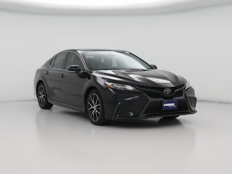 2024 Toyota Camry SE -
                  Overland Park, KS