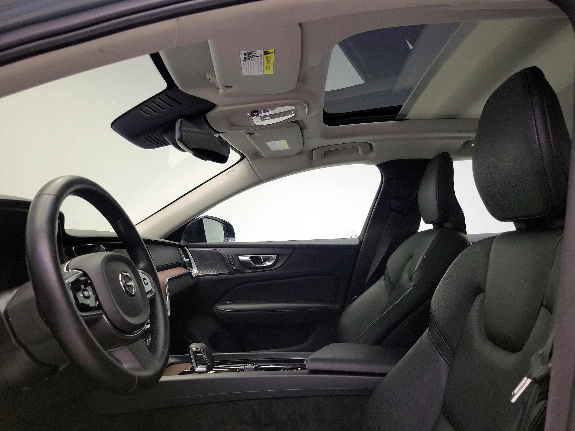 Thumbnail: 2024 Volvo S60 - 19
